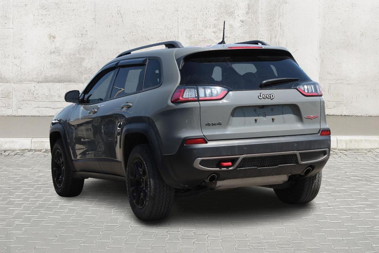 2019 Jeep Cherokee Trailhawk  Gps SiriusXM BkpCam HtdSeats DriveModes Photo3