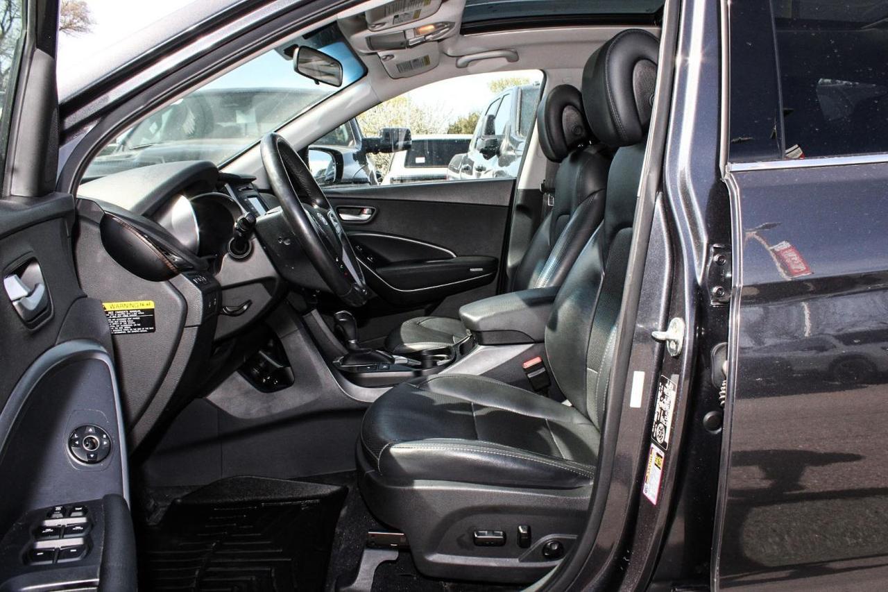 2017 Hyundai Santa Fe Sport Sport  Moonroof BkpCam HtdSeats CruiseCtrl Photo