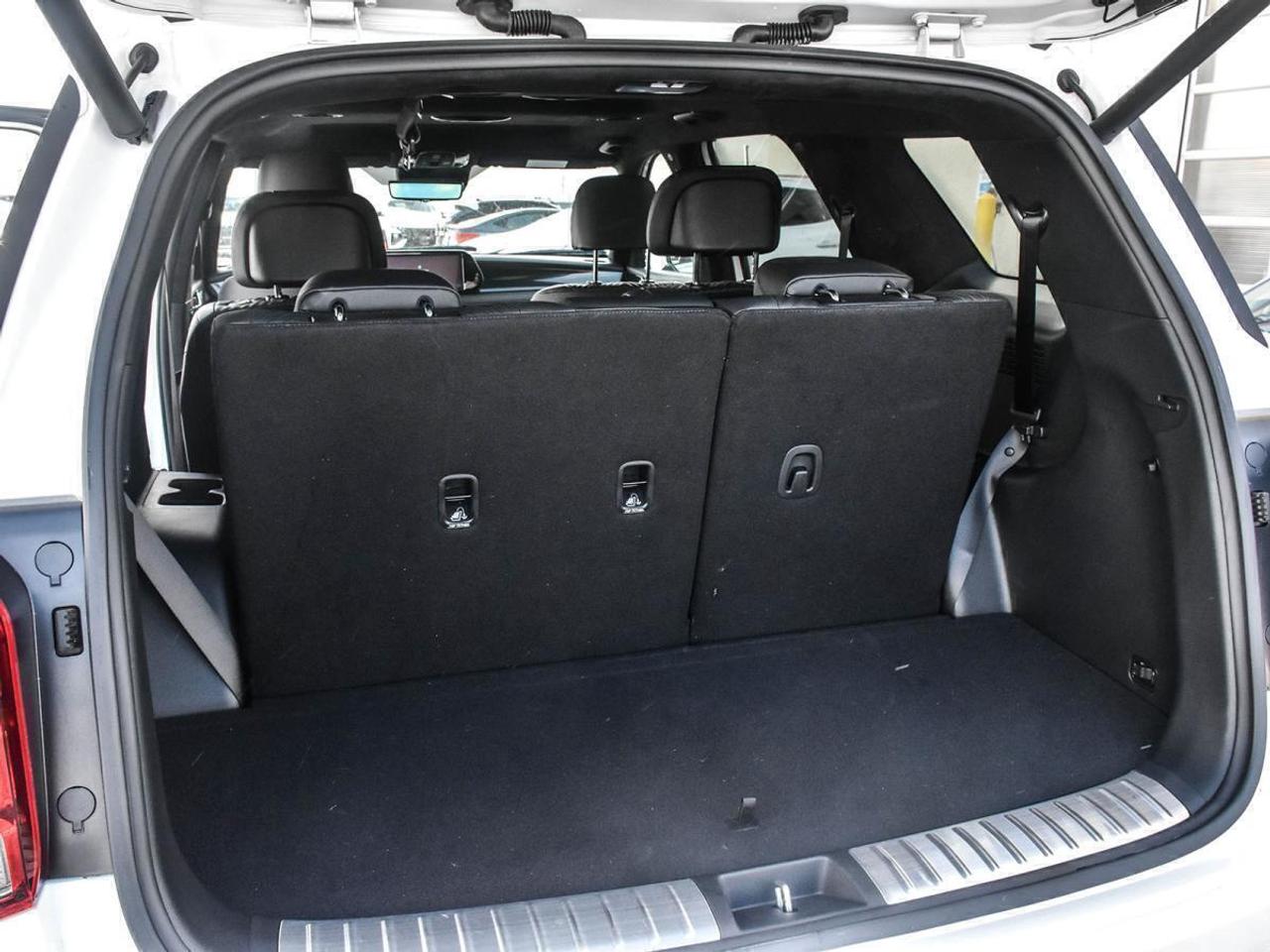 2025 Hyundai PALISADE Ultimate Calligraphy 7-Passenger AWD Photo