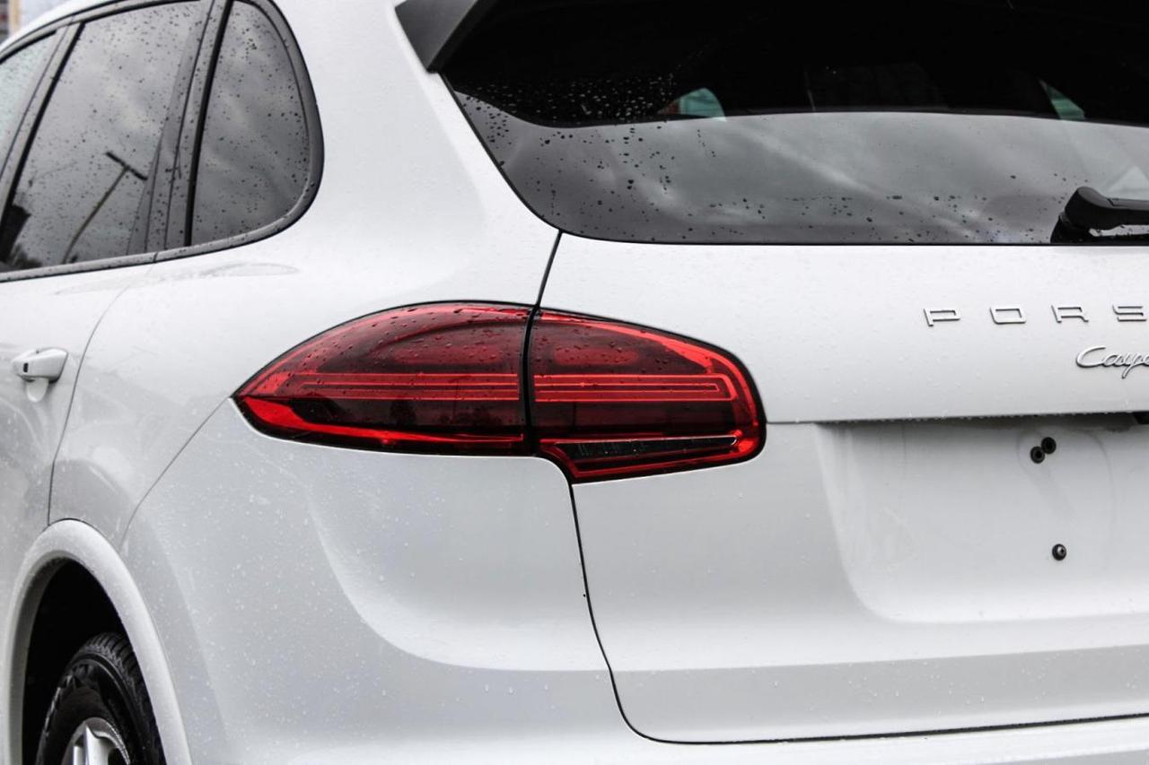 2017 Porsche Cayenne LTD  Gps Moonroof BkpCam ParkingSensors HtdSeats Photo
