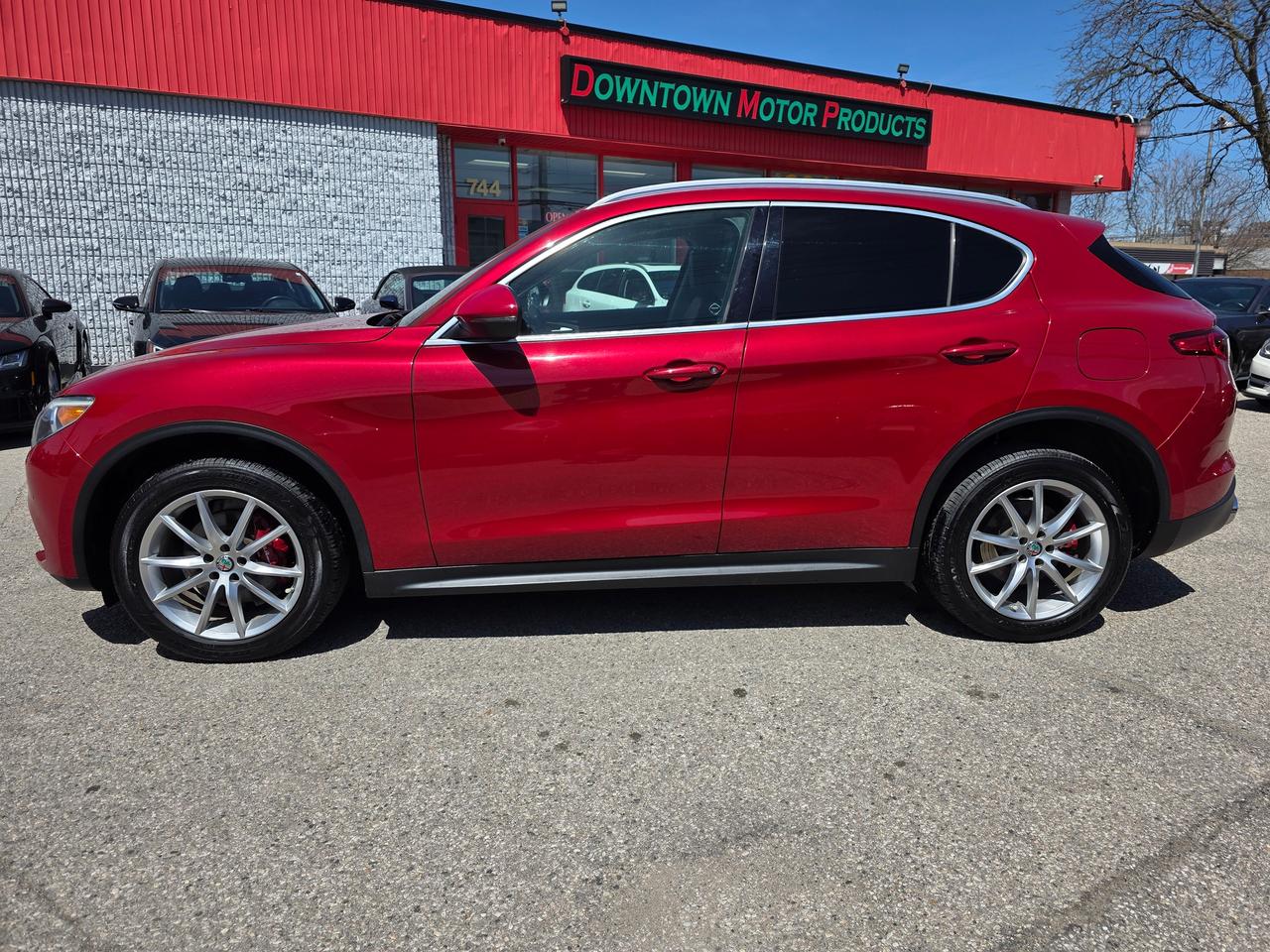 2018 Alfa Romeo Stelvio Ti Q4 AWD Photo