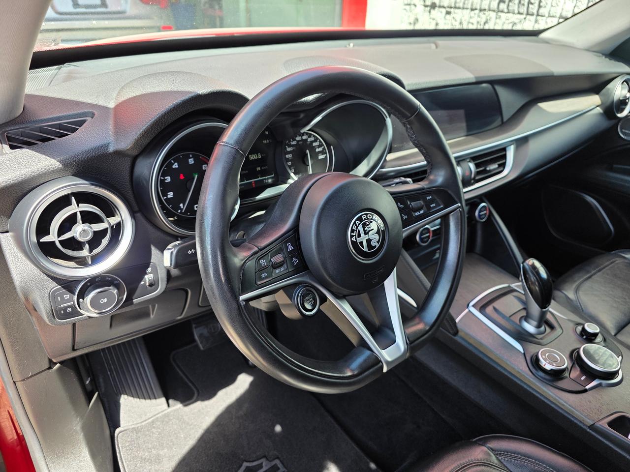 2018 Alfa Romeo Stelvio Ti Q4 AWD Photo