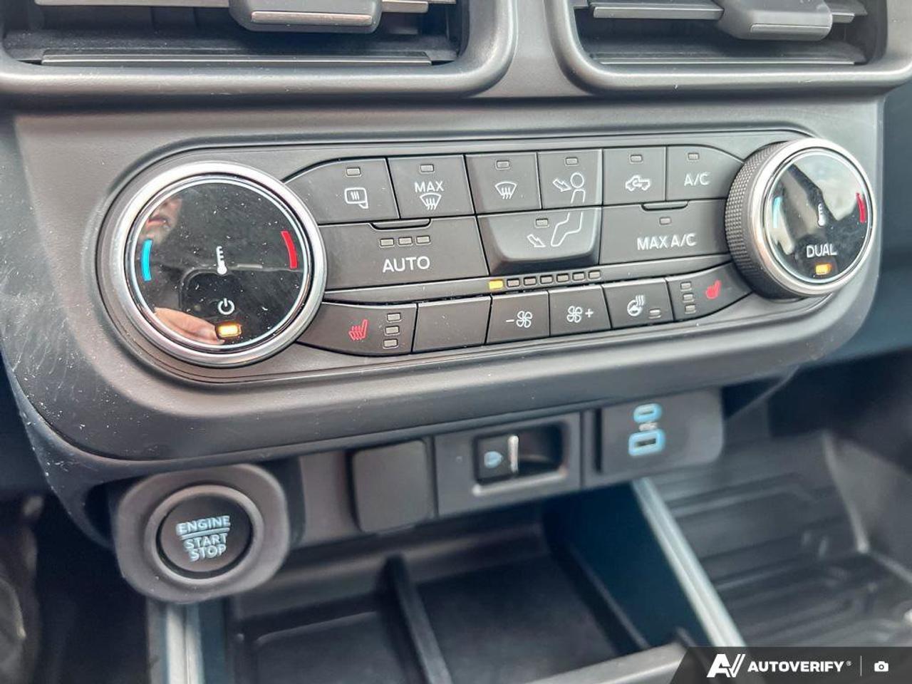 2024 Ford Maverick LARIAT Advanced   500A   HTD STEER WHEEL   MOONROO Photo