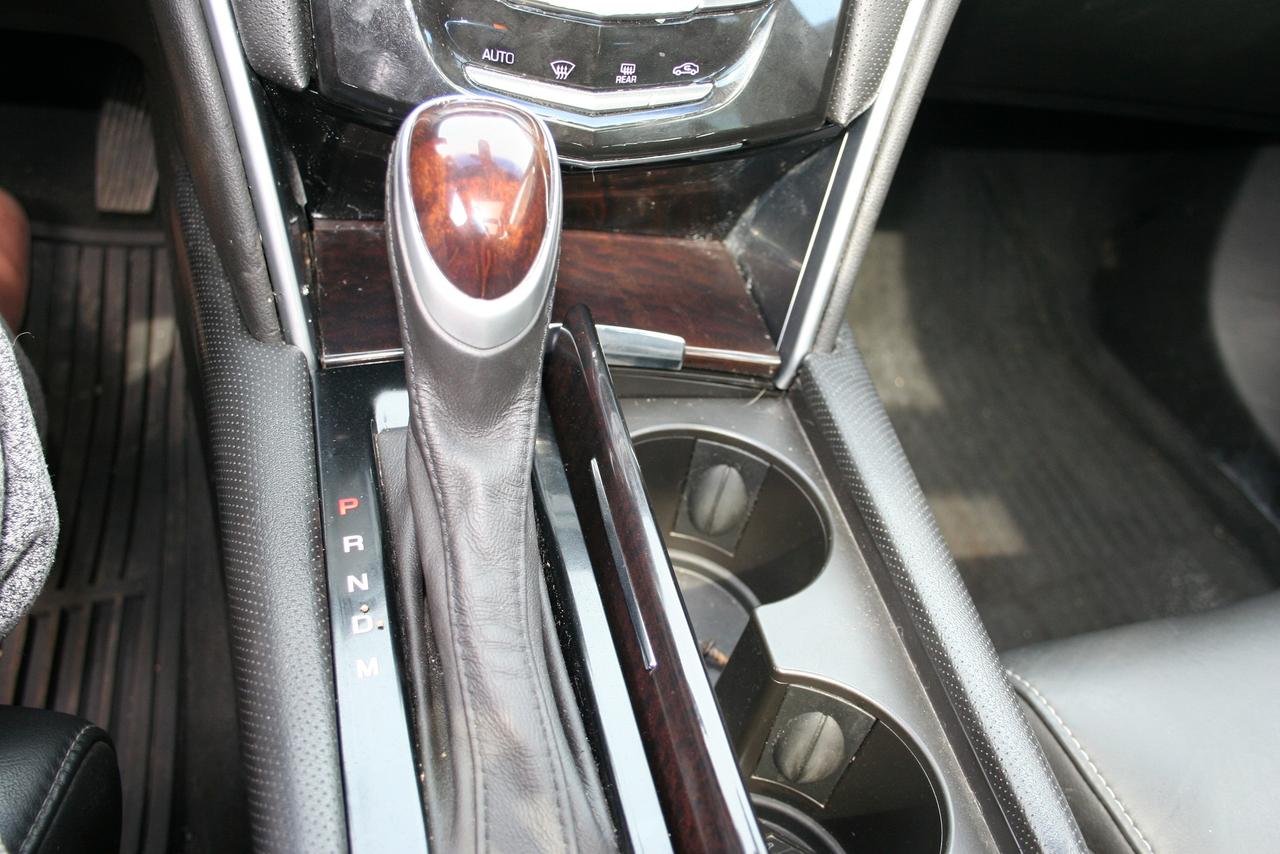 2013 Cadillac XTS Luxury Collection Photo