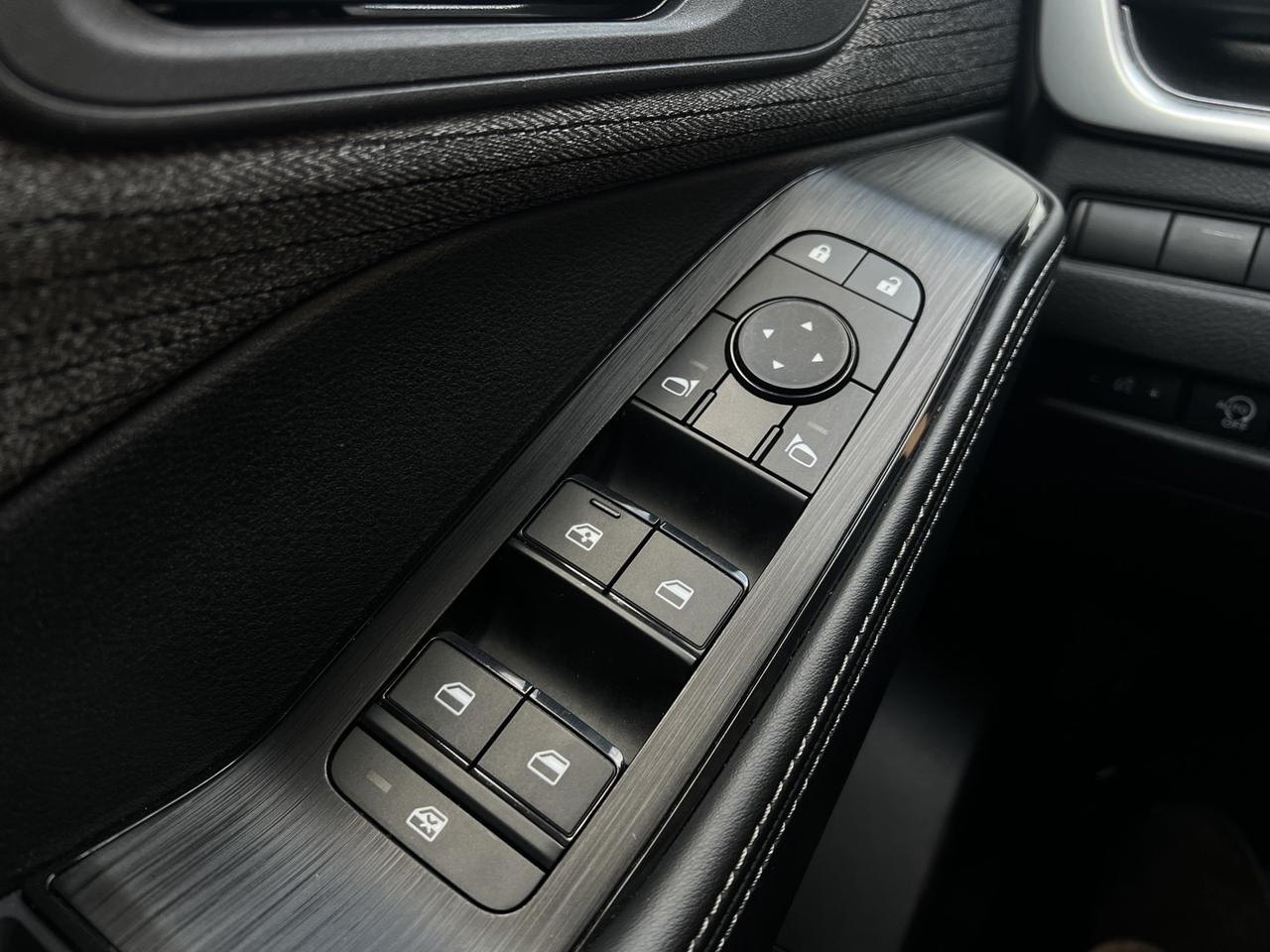 2023 Nissan Rogue SV MOONROOF AWD   PRO Pilot   360 CAM Photo