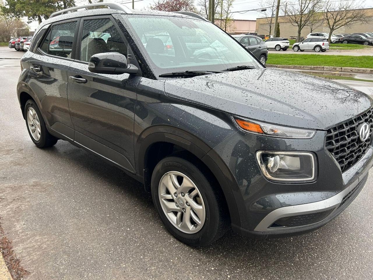 2023 Hyundai Venue Preferred/Lane Assist/Remote Start/Heated Seats/Cl Photo