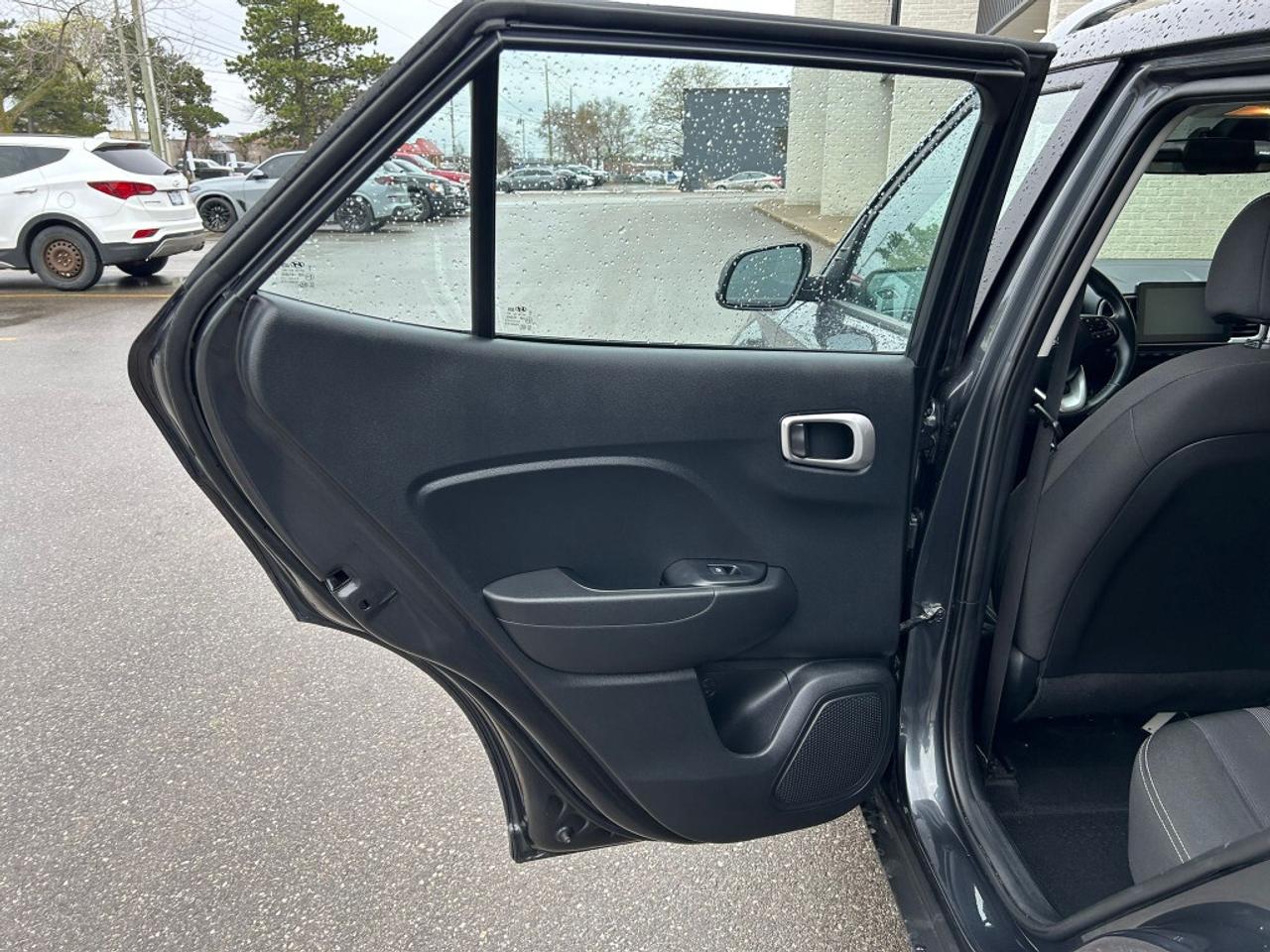 2023 Hyundai Venue Preferred/Lane Assist/Remote Start/Heated Seats/Cl Photo