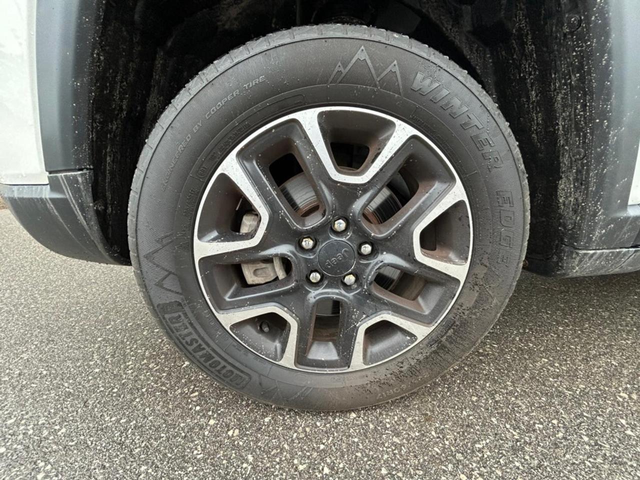 2021 Jeep Compass Sport 4dr 4x4/Clean Carfax/Low KM/Very Well mainta Photo