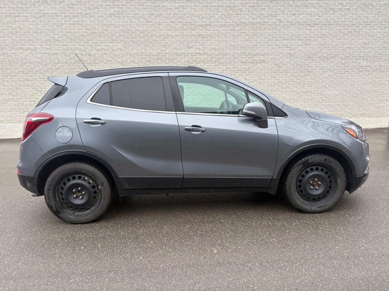 2019 Buick Encore Sport Touring/ Leather/ Android/Back Up Cam/ Bluet Photo