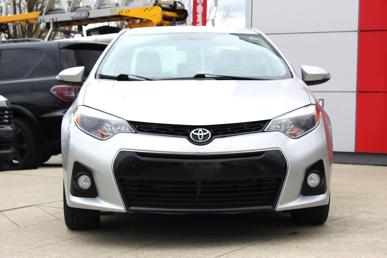 2015 Toyota Corolla  Photo