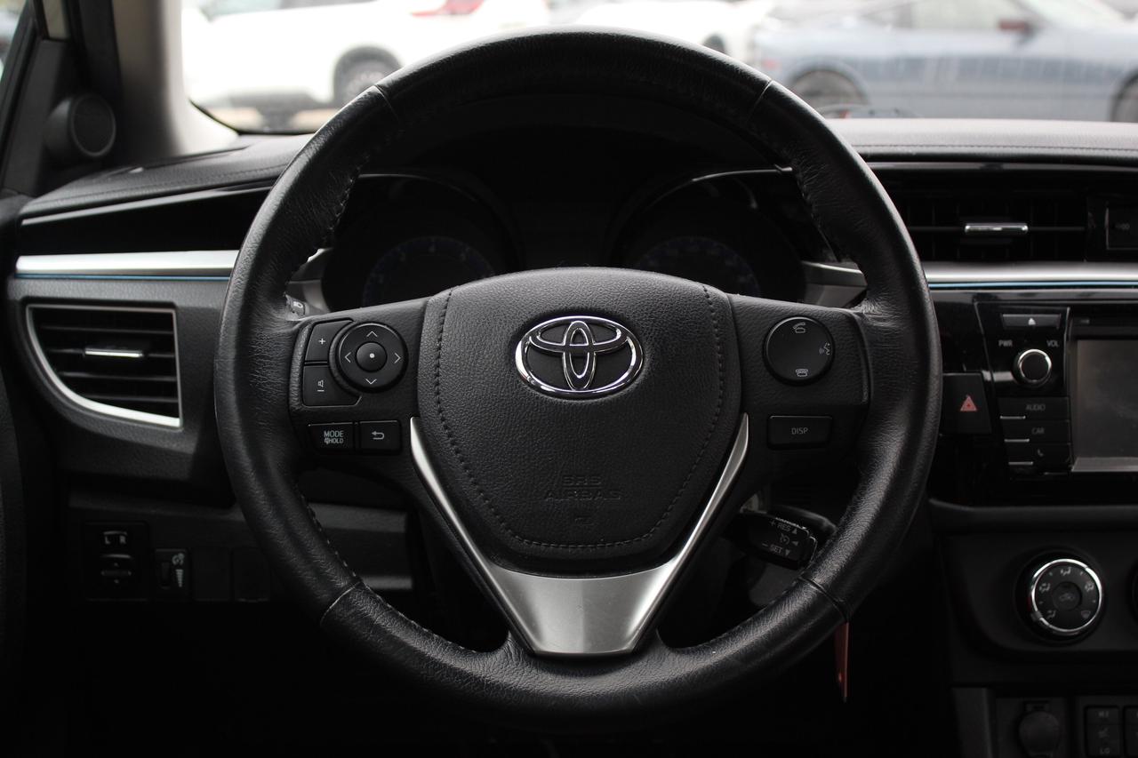 2015 Toyota Corolla  Photo
