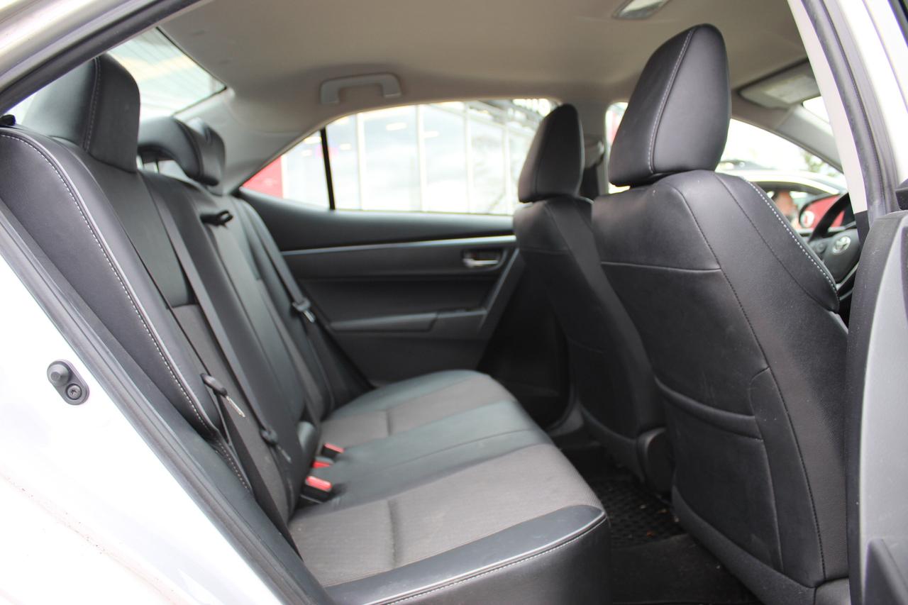 2015 Toyota Corolla  Photo