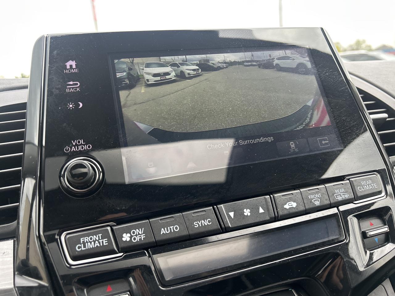 2022 Honda Odyssey Touring Photo
