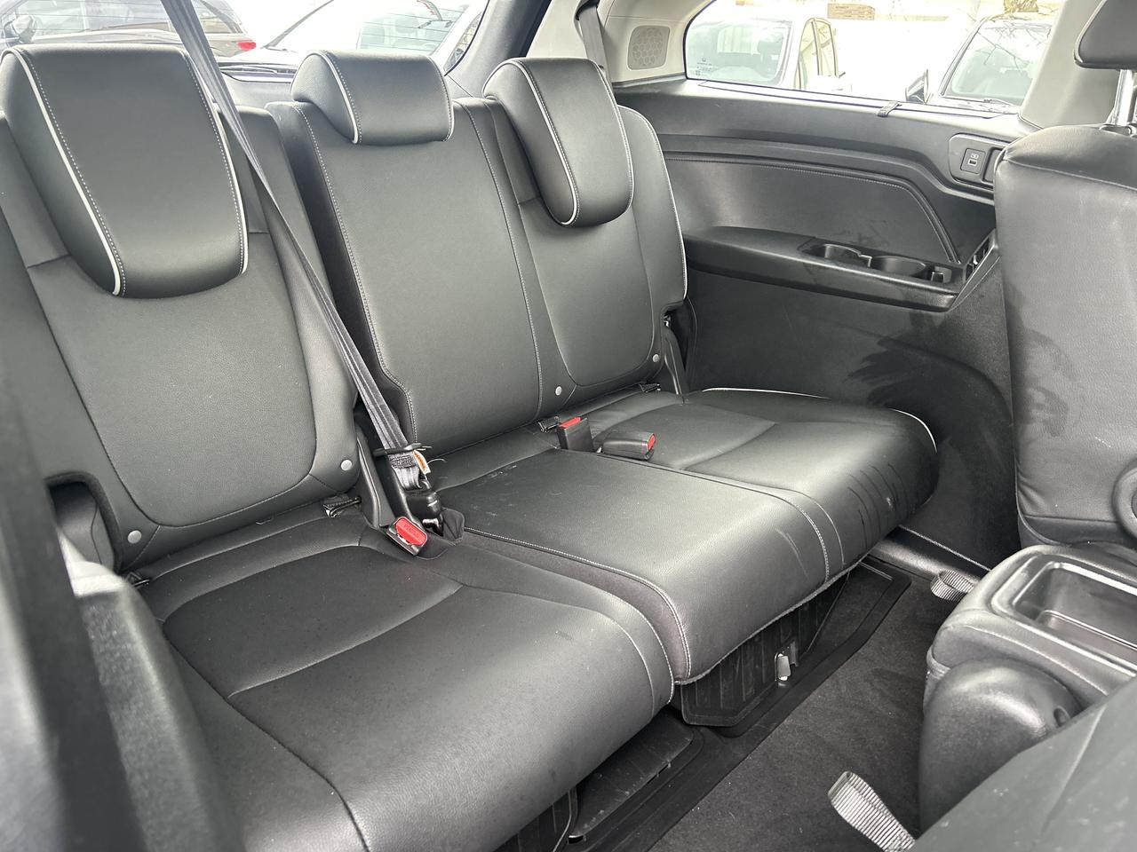 2022 Honda Odyssey Touring Photo