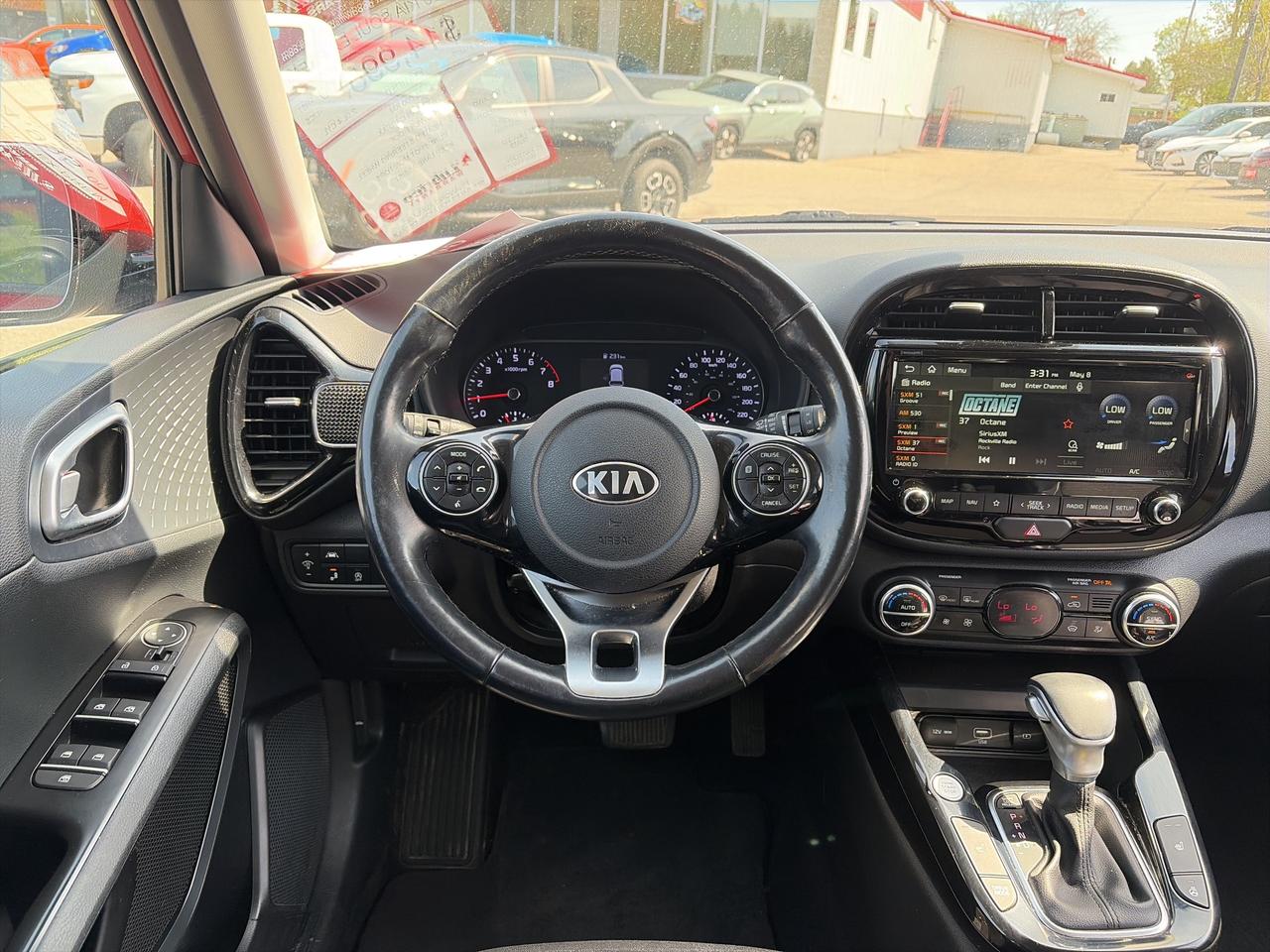2020 Kia Soul EX PREMIUM, CLEAN CARFAX, SUNROOF, HEATED SEATS! Photo