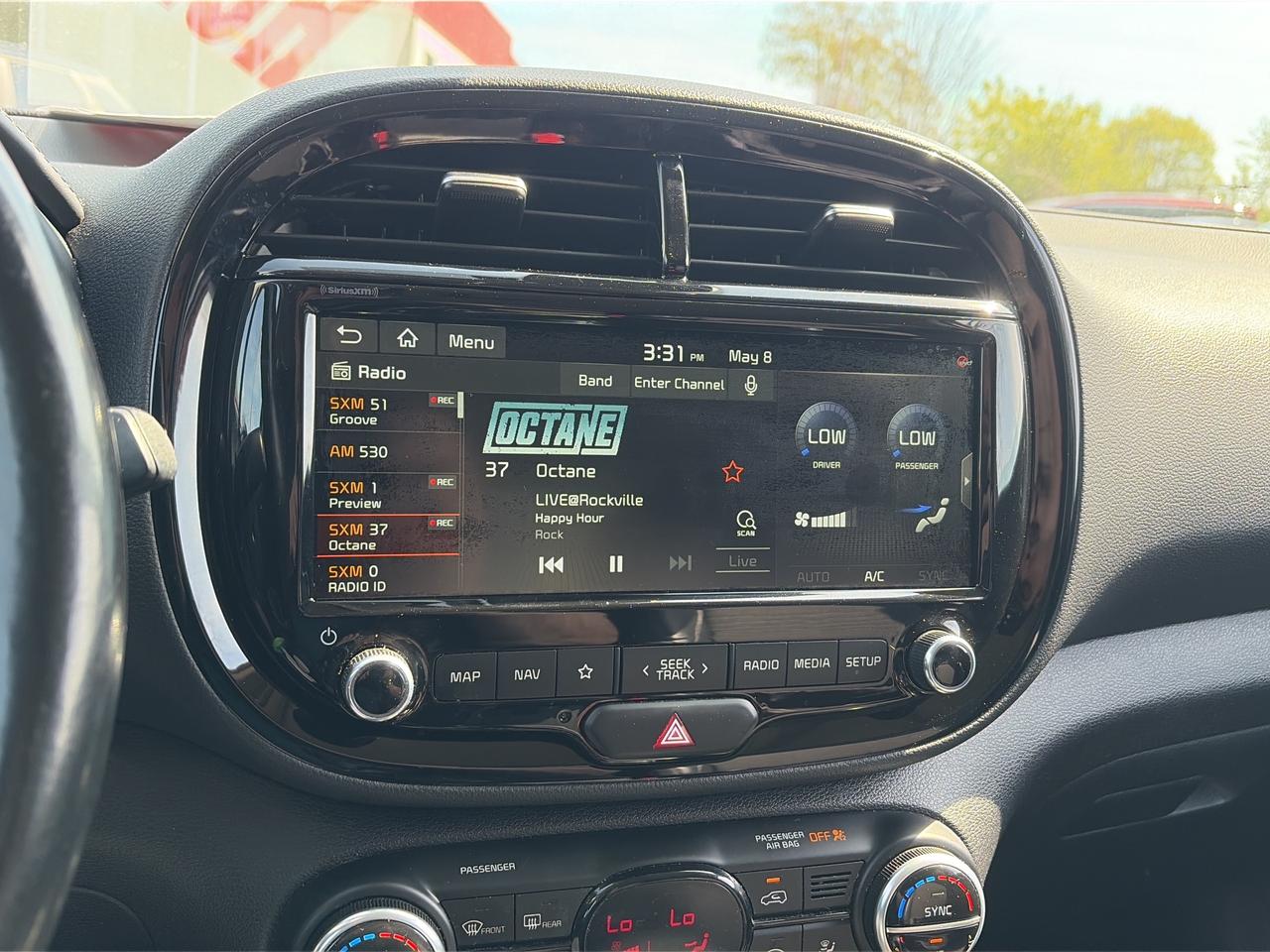 2020 Kia Soul EX PREMIUM, CLEAN CARFAX, SUNROOF, HEATED SEATS! Photo