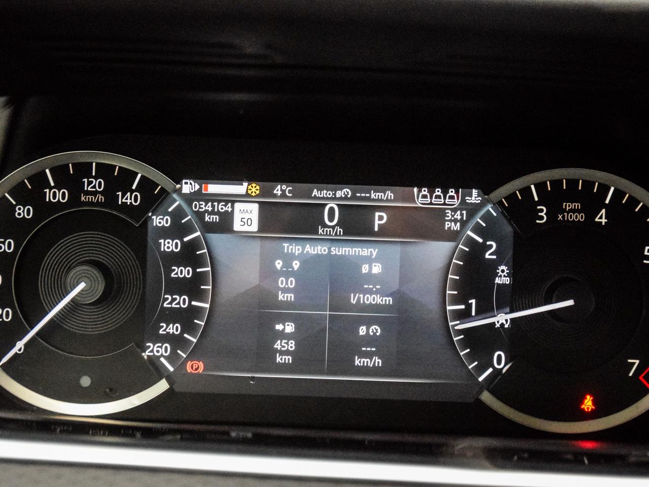 2023 Land Rover Range Rover Evoque ONLY 35,000 KM's ! Photo