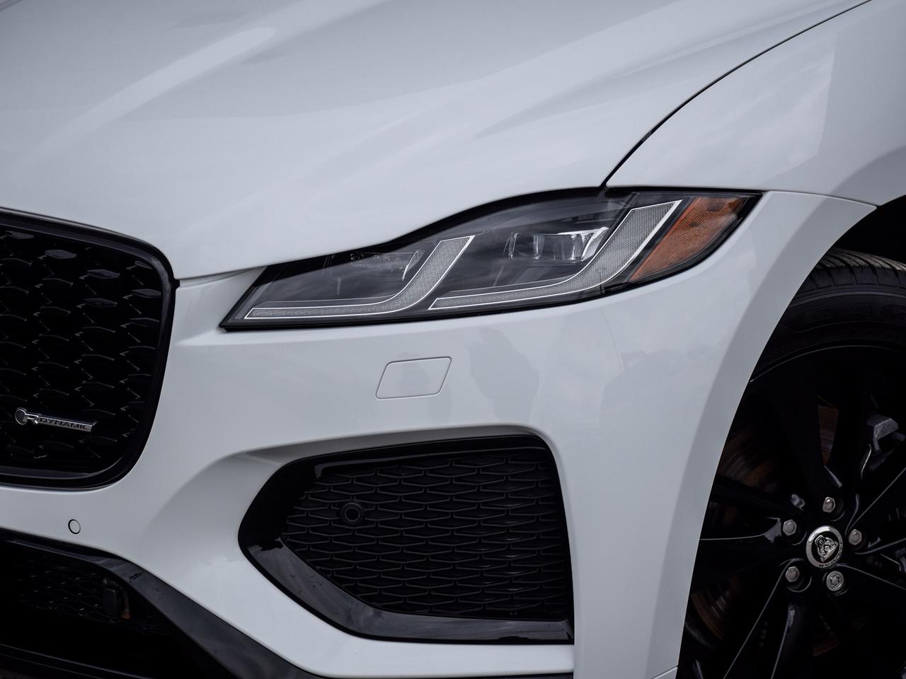 2025 Jaguar F-PACE P250 R-Dynamic S Photo