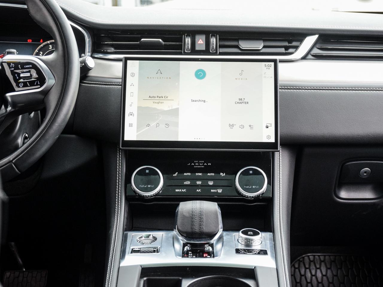2025 Jaguar F-PACE P250 R-Dynamic S Photo