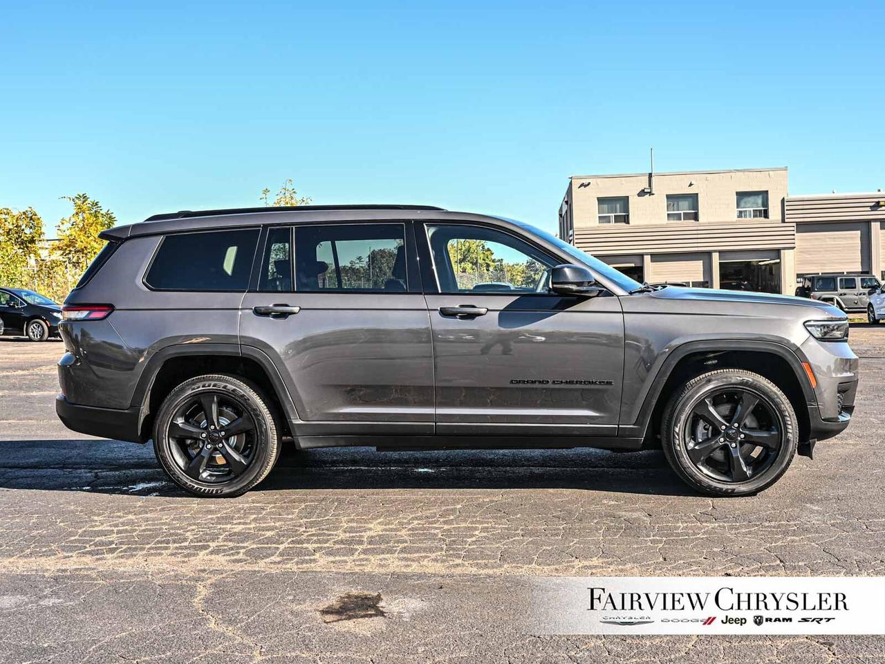 2023 Jeep Grand Cherokee L Laredo SUNROOF   PWR TAILGATE   CARPLAY   HEATED S Photo