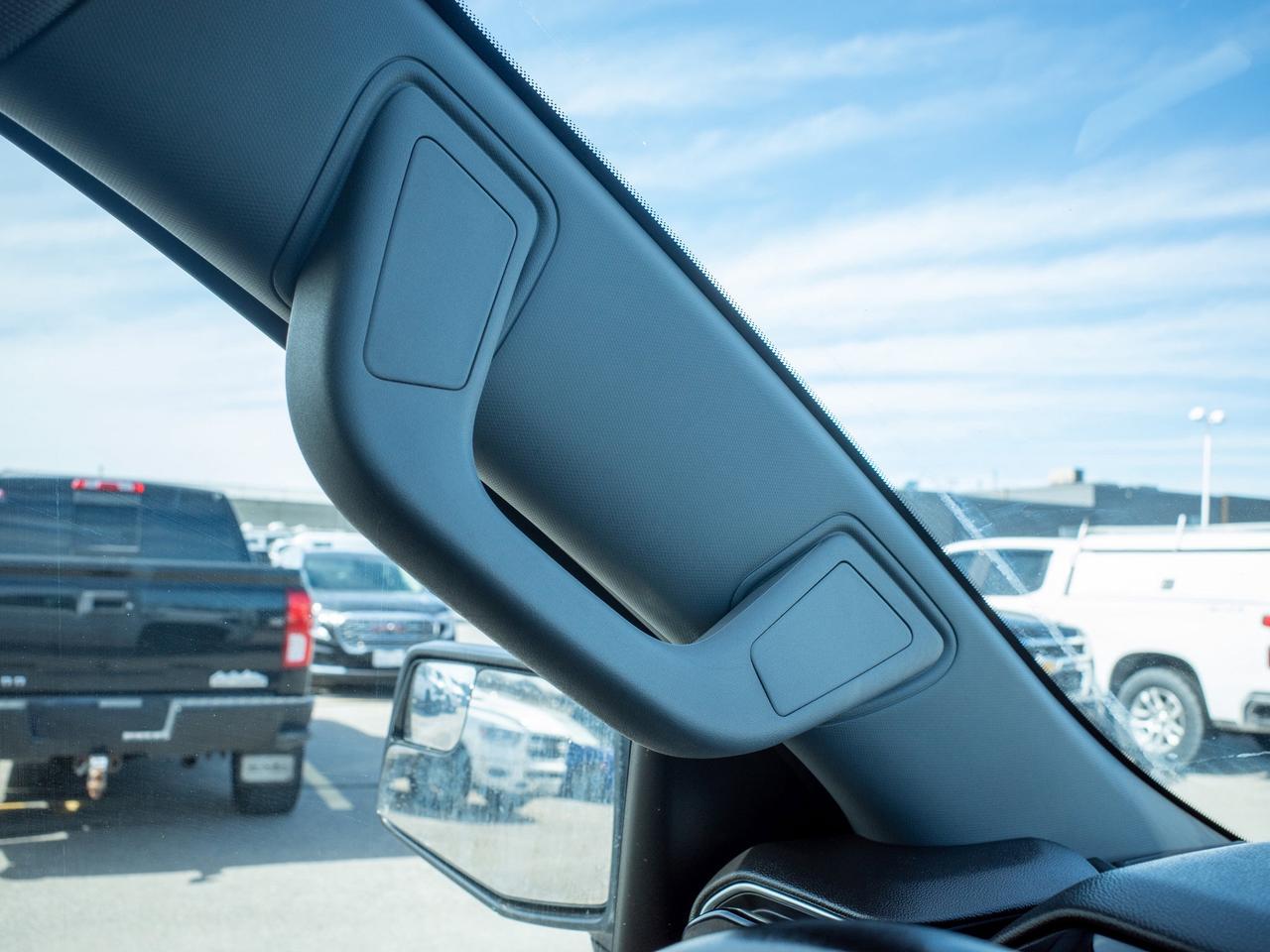 2025 GMC Sierra 1500 Elevation - 305 HP   Cloth Seats Photo