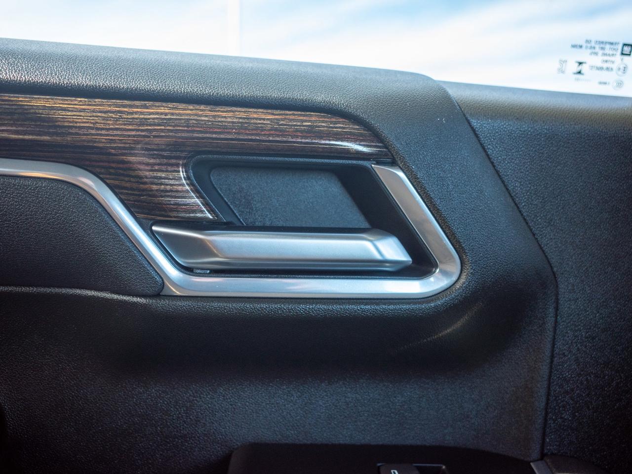 2025 GMC Sierra 1500 Elevation - 305 HP   Cloth Seats Photo