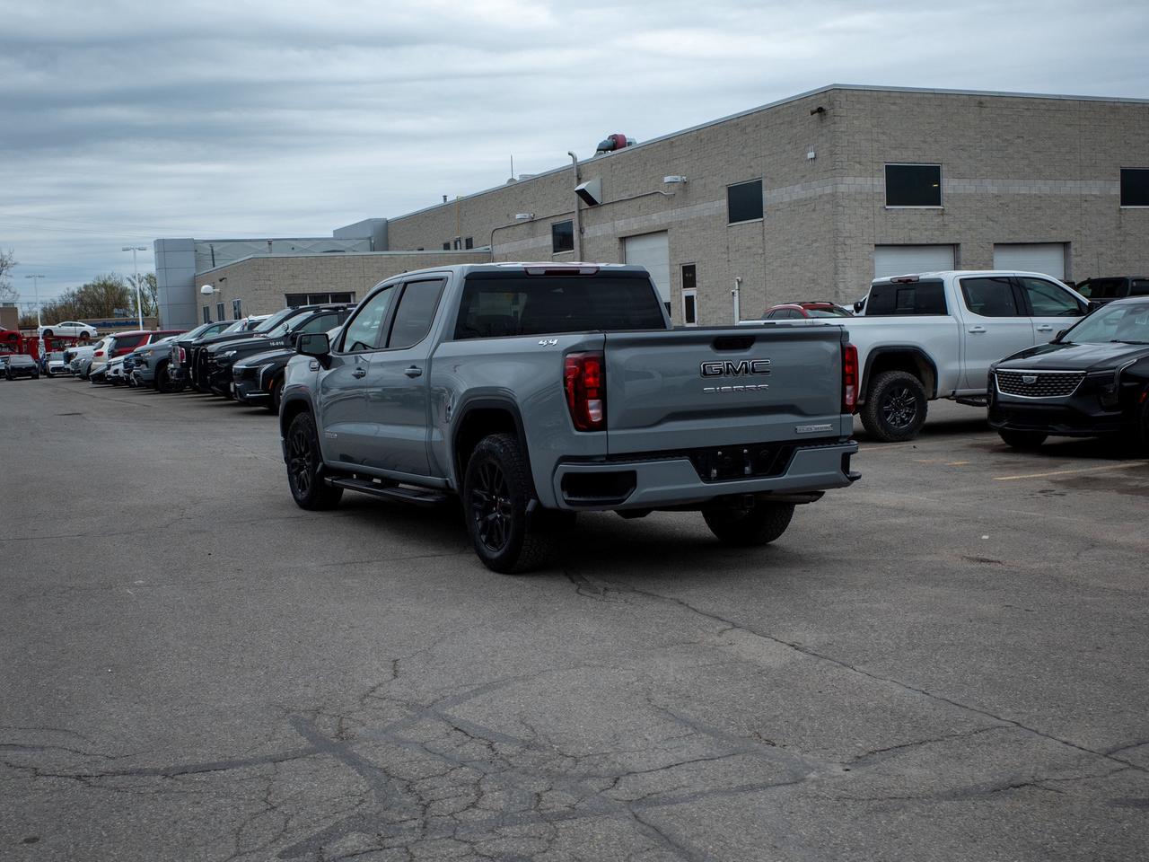 2024 GMC Sierra 1500 Elevation - Corner Step   Heated Steering Wheel Photo
