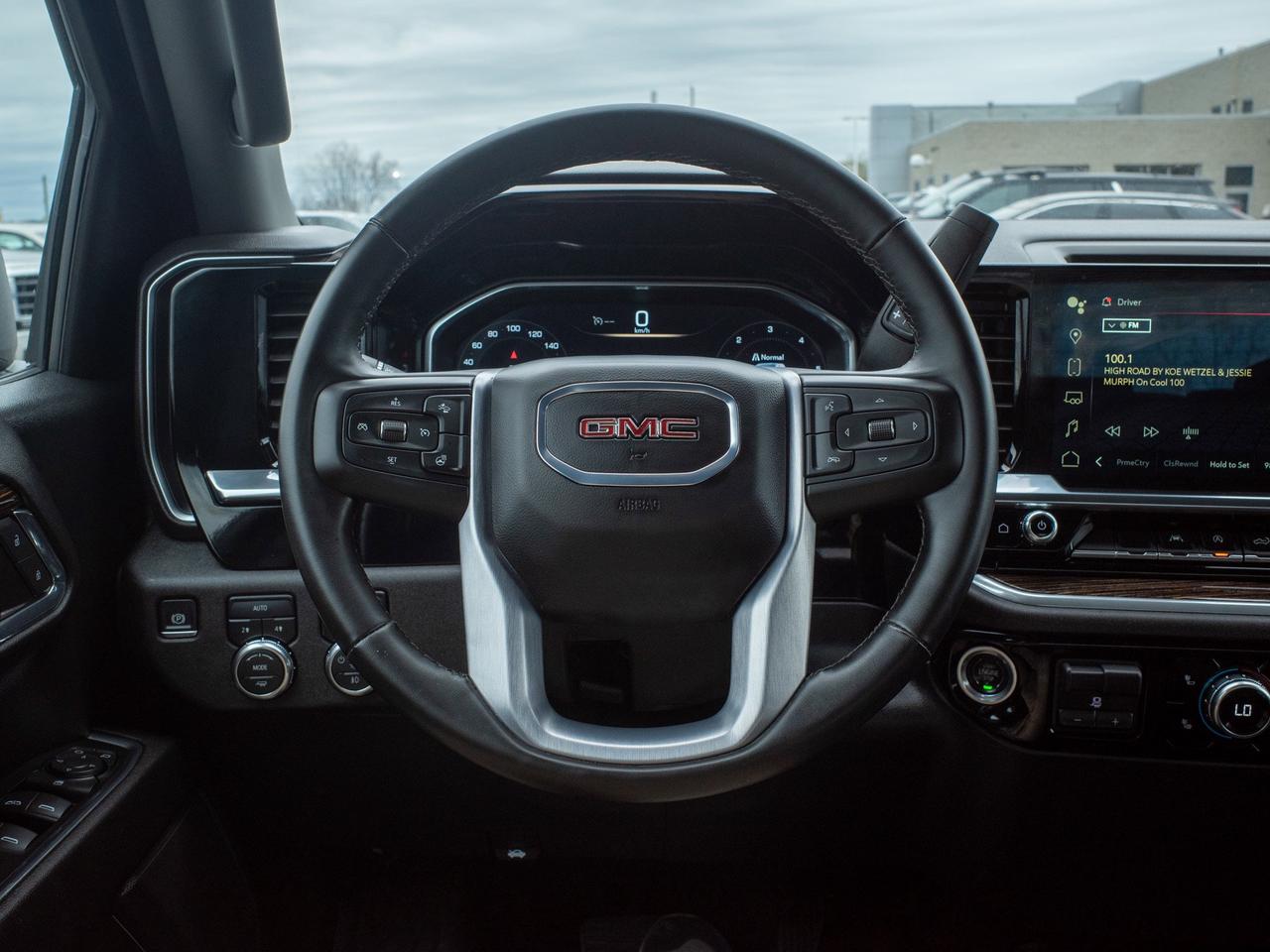 2024 GMC Sierra 1500 Elevation - Corner Step   Heated Steering Wheel Photo