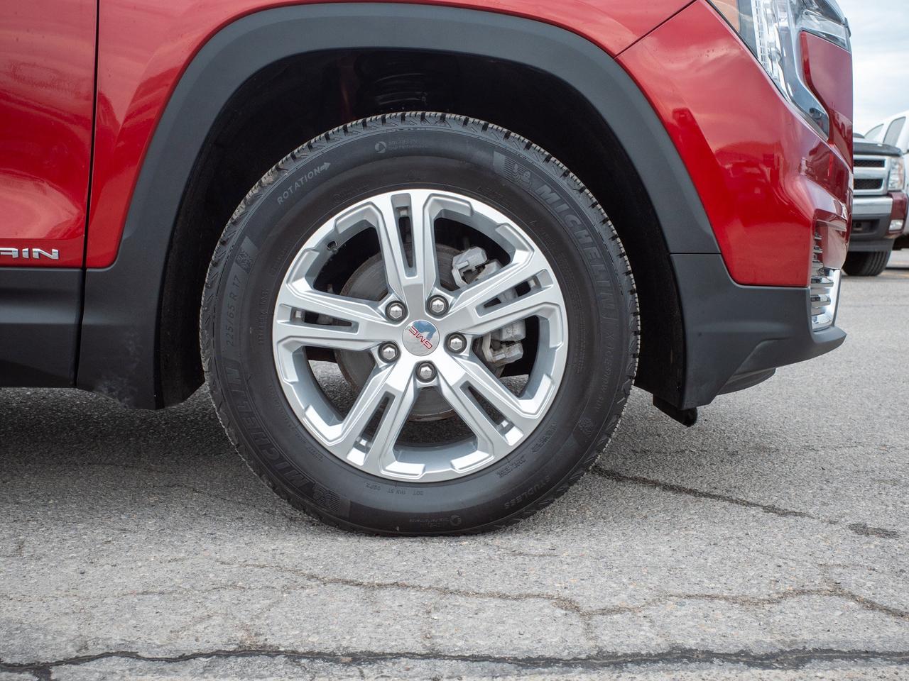 2022 GMC Terrain SLE - Keyless Start   Lane Assist Photo