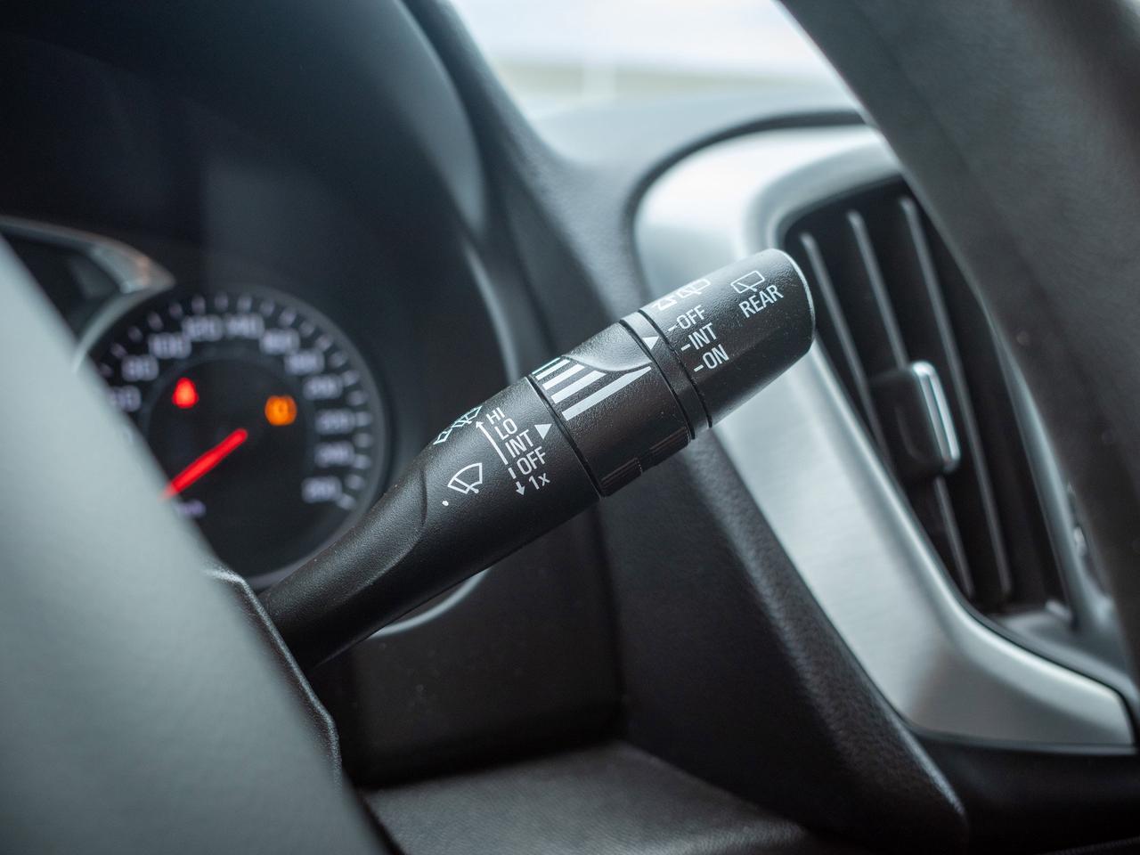 2022 GMC Terrain SLE - Keyless Start   Lane Assist Photo