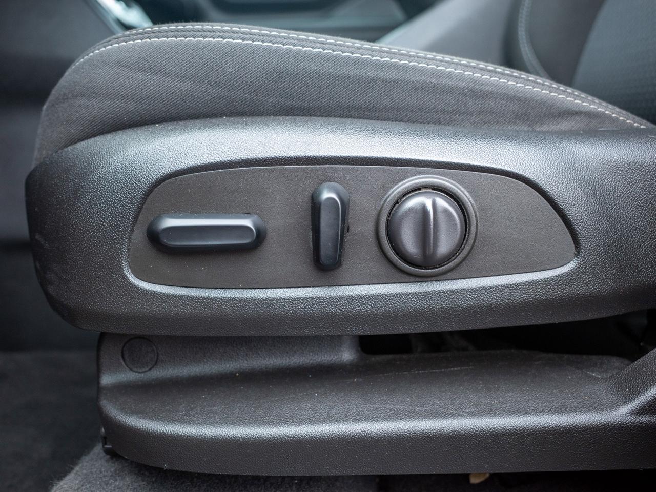2022 GMC Terrain SLE - Keyless Start   Lane Assist Photo