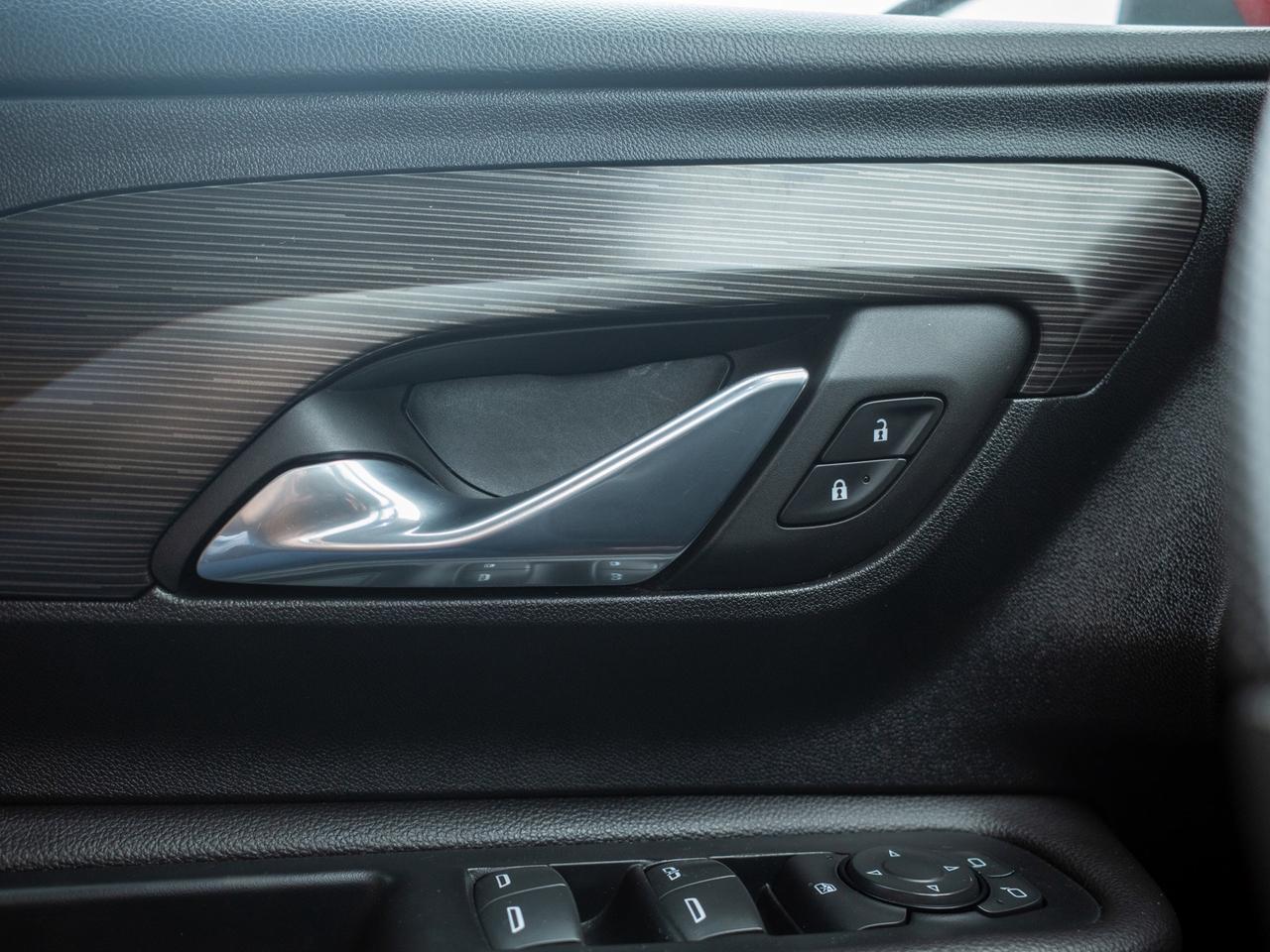 2022 GMC Terrain SLE - Keyless Start   Lane Assist Photo