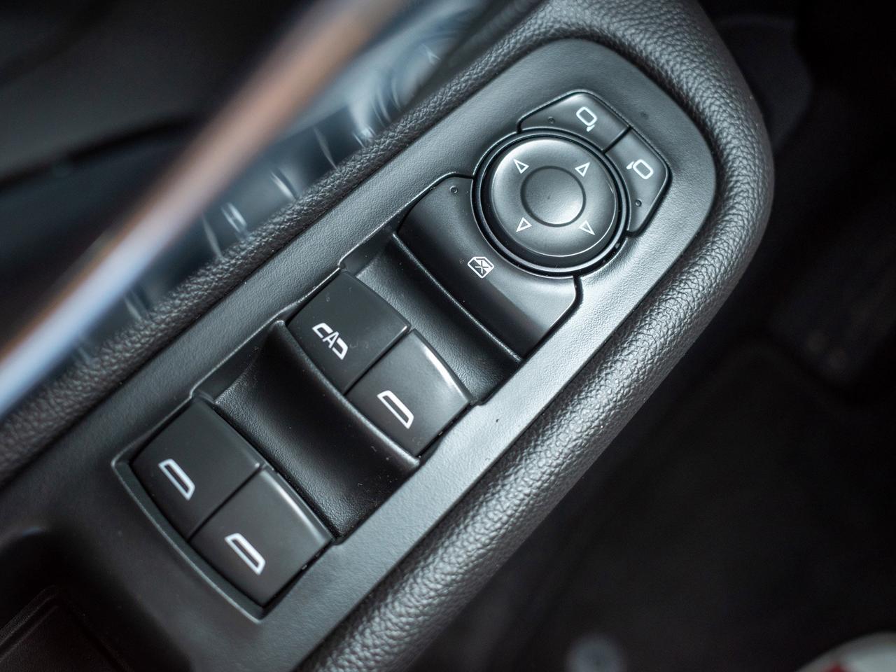 2022 GMC Terrain SLE - Keyless Start   Lane Assist Photo