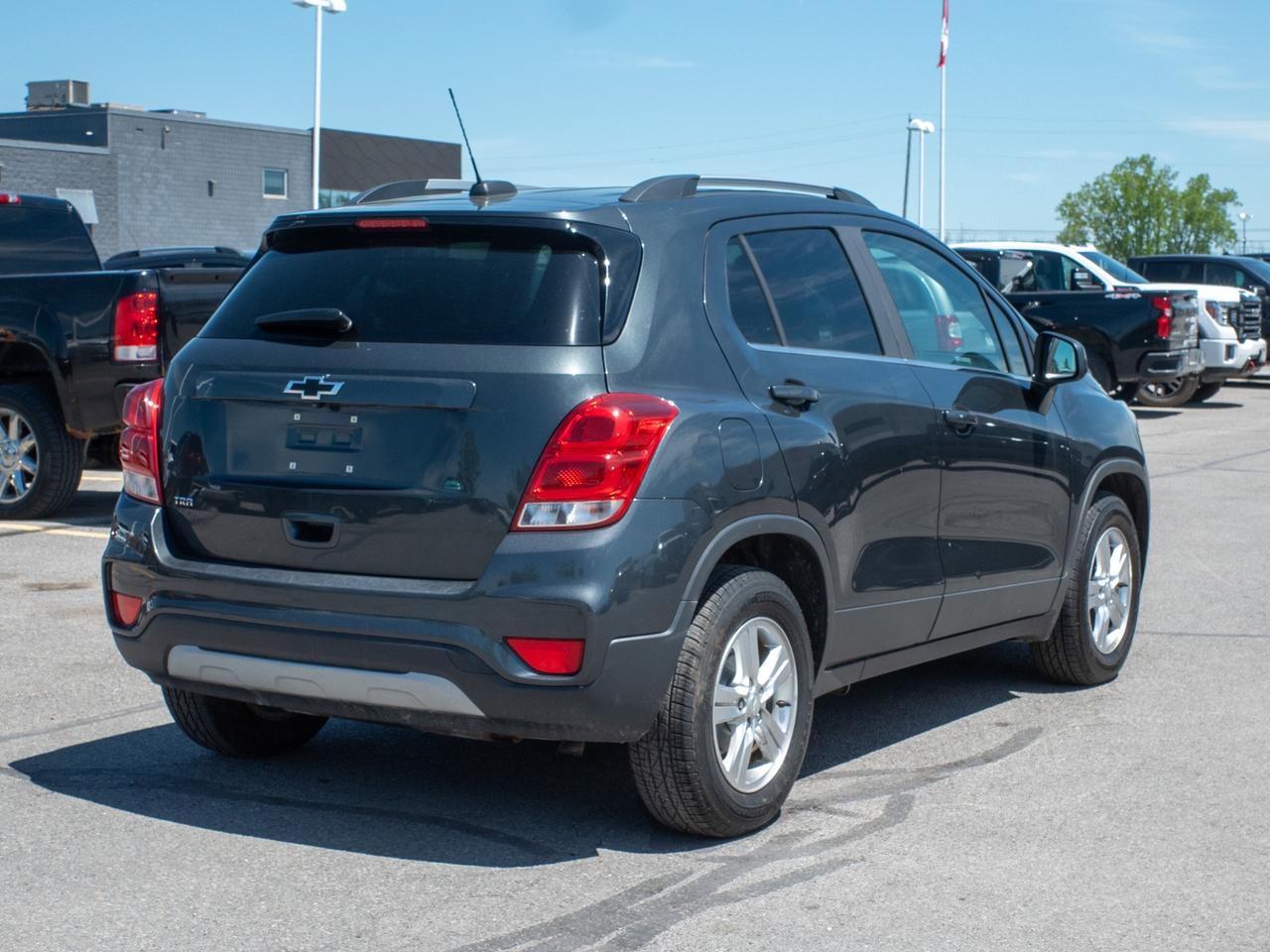 2019 Chevrolet Trax LT - Power Outlet   Wi-Fi Hotspot Photo
