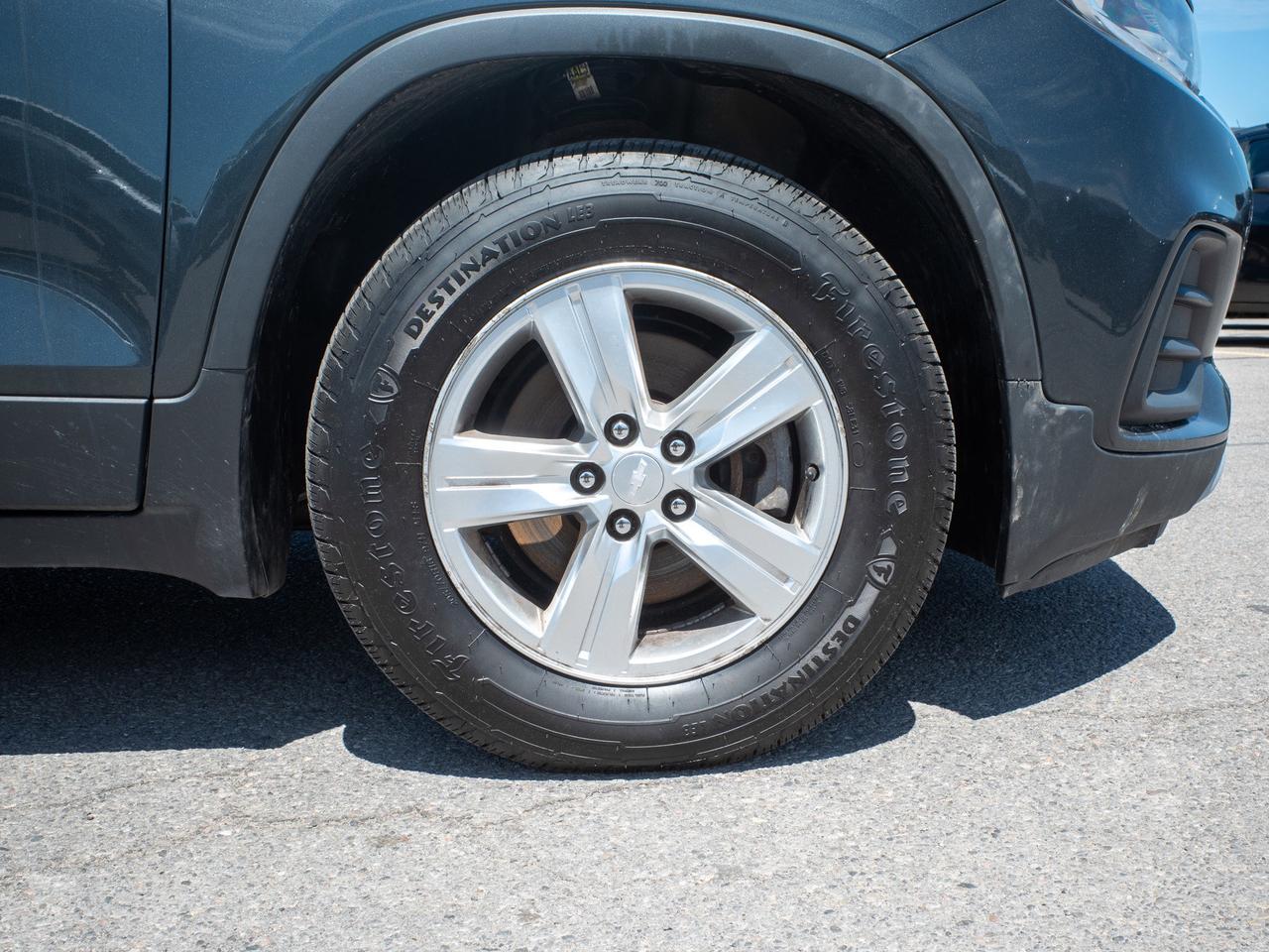 2019 Chevrolet Trax LT - Power Outlet   Wi-Fi Hotspot Photo