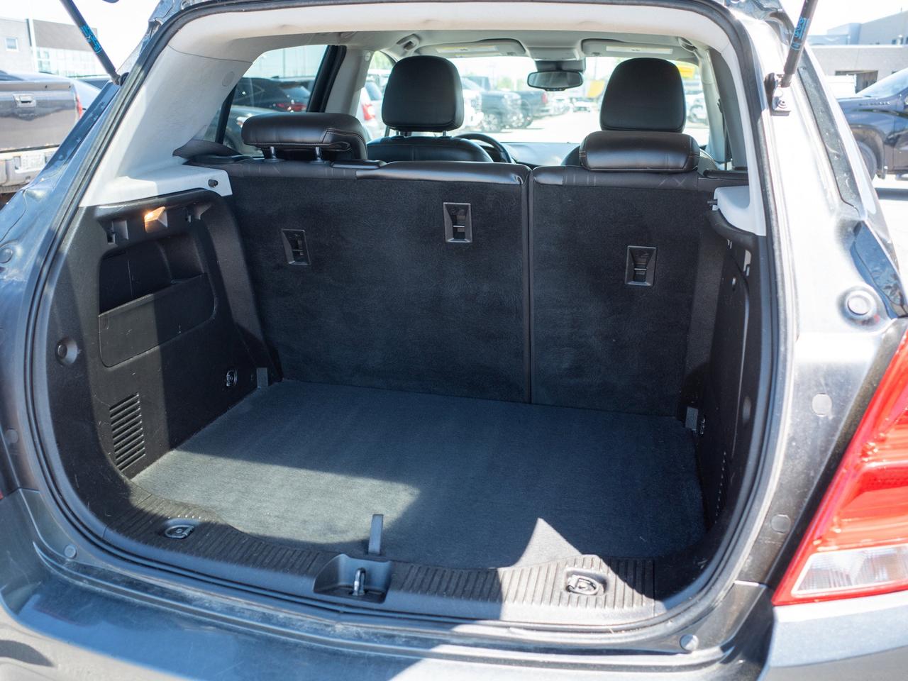 2019 Chevrolet Trax LT - Power Outlet   Wi-Fi Hotspot Photo