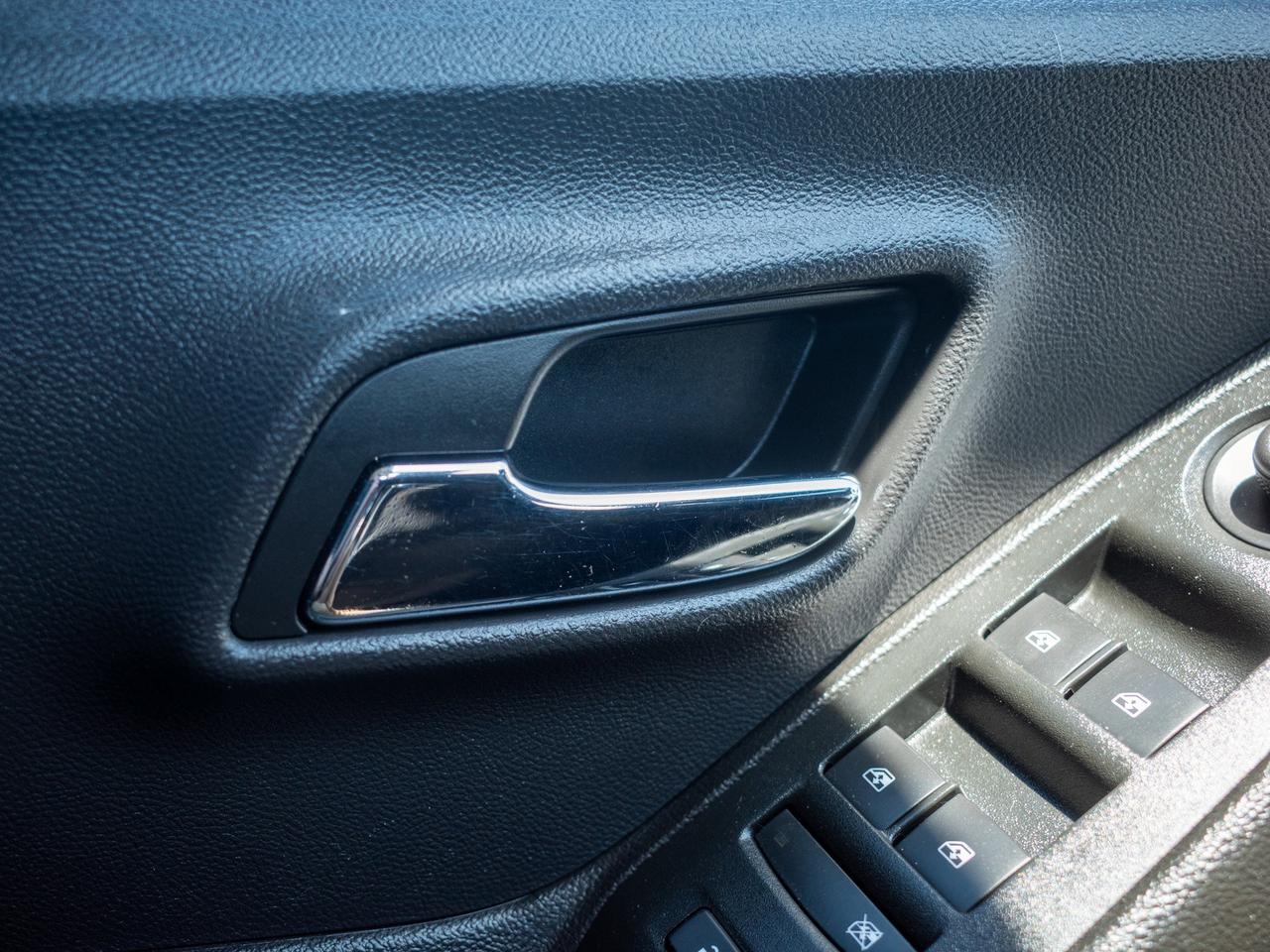 2019 Chevrolet Trax LT - Power Outlet   Wi-Fi Hotspot Photo