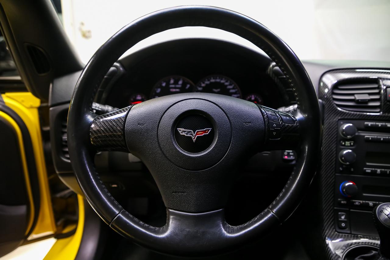 2007 Chevrolet Corvette Z06 LS7 7.0L 505HP MANUAL  NAV HUD BOSE NOACCIDENT Photo