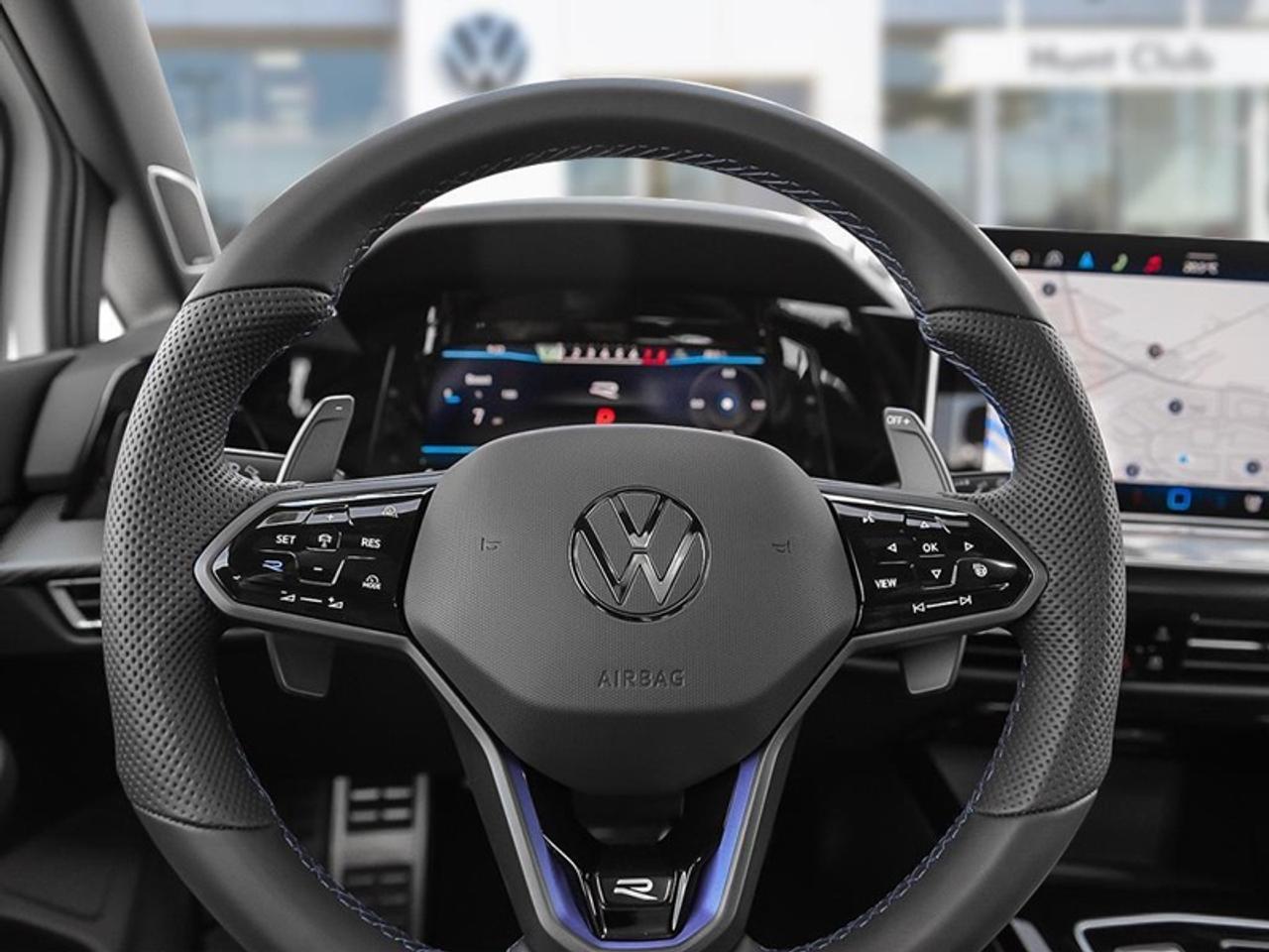 2026 Volkswagen Golf R BLACK EDITION Photo