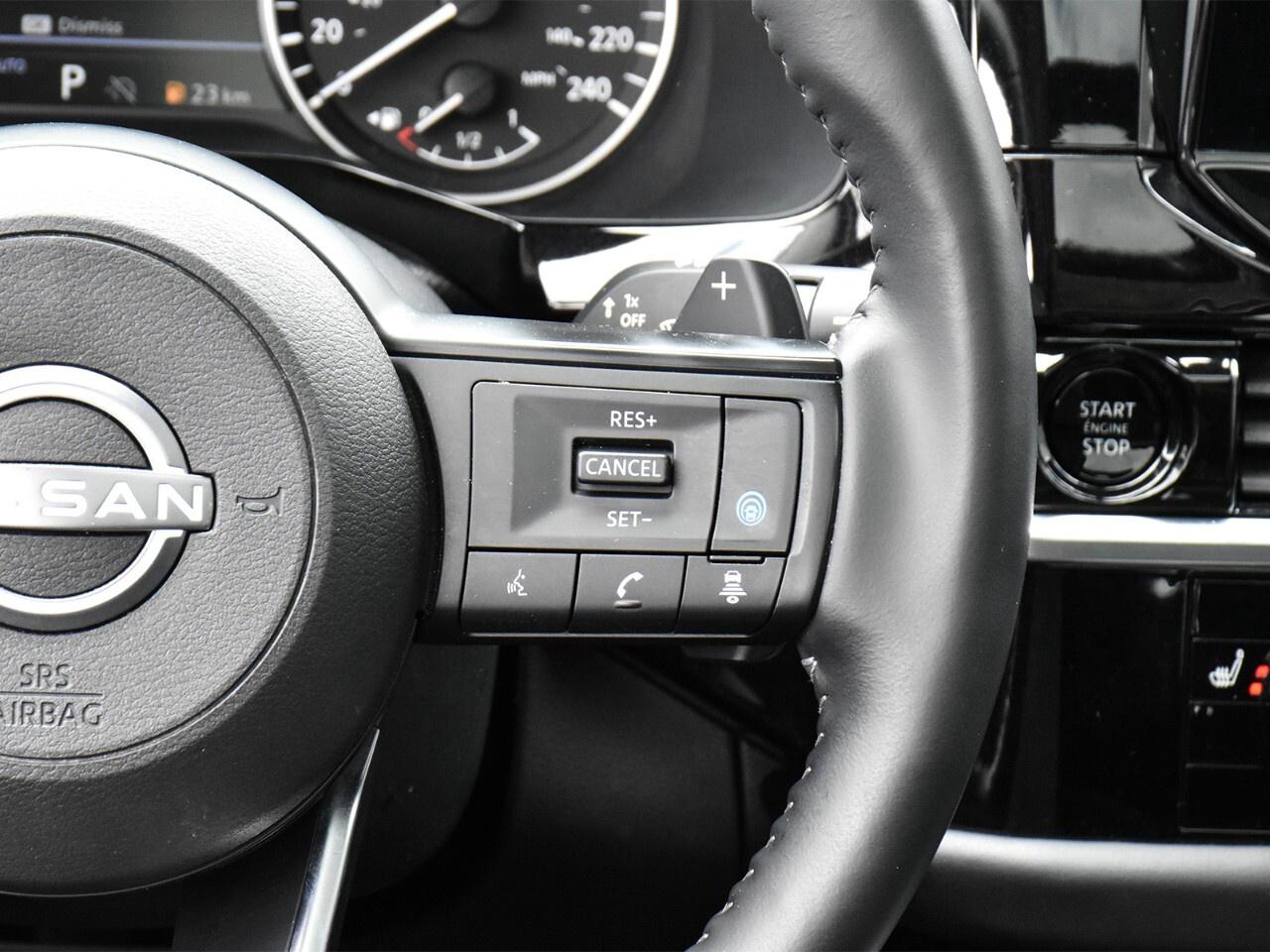 2025 Nissan Pathfinder SV AWD, APPLE CARPLAY, PANO ROOF, POWER TAILGATE Photo