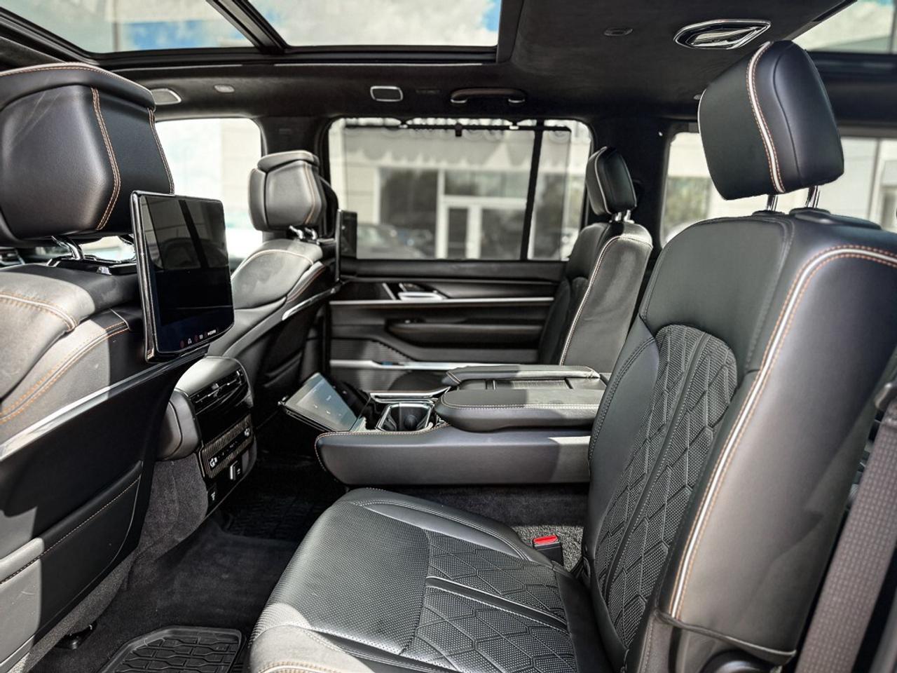 2024 Jeep Grand Wagoneer Series III   SERIES 3   OBSIDIAN   SEATBACK VIDEO Photo