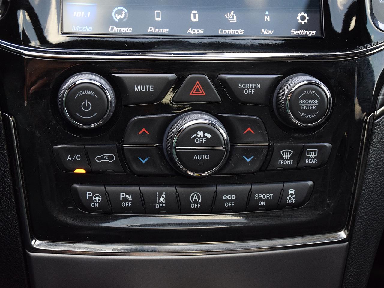 2021 Jeep Grand Cherokee Limited X 4x4 ~Nav ~Leather ~Moonroof ~Blind Spot Photo