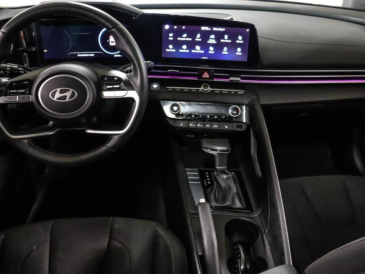 2025 Hyundai Elantra Preferred Photo
