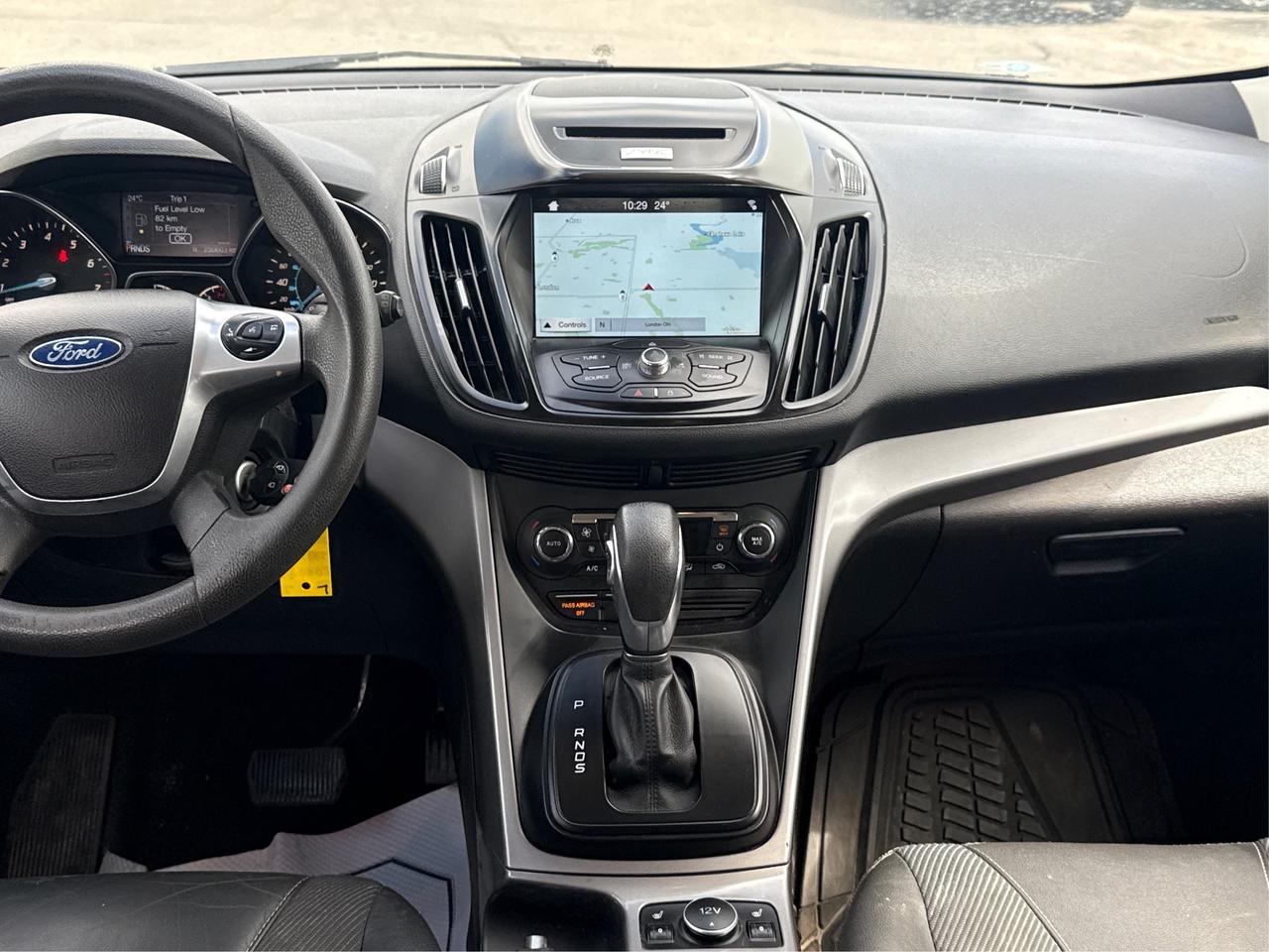 2016 Ford Escape CERTIFIED AWD NAV LEATHER  WE FINANCE ALL CREDIT Photo