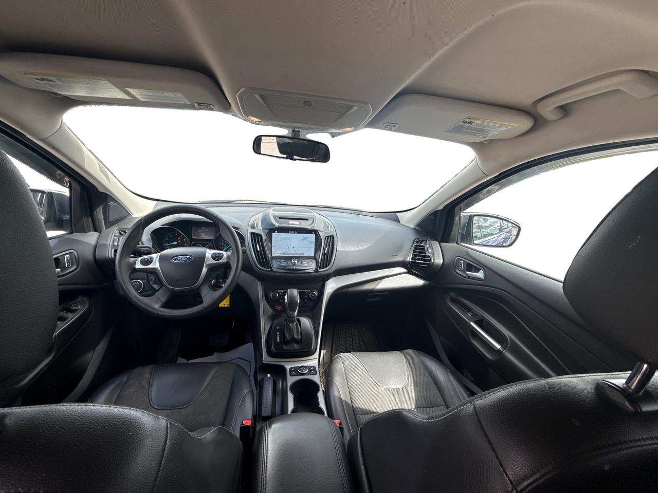 2016 Ford Escape CERTIFIED AWD NAV LEATHER  WE FINANCE ALL CREDIT Photo