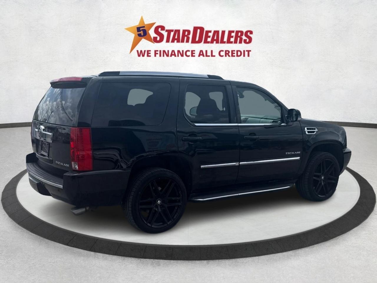 2013 Cadillac Escalade CERTIFIED MINT AWD NAV LEATHER ROOF WE FINANCE Photo