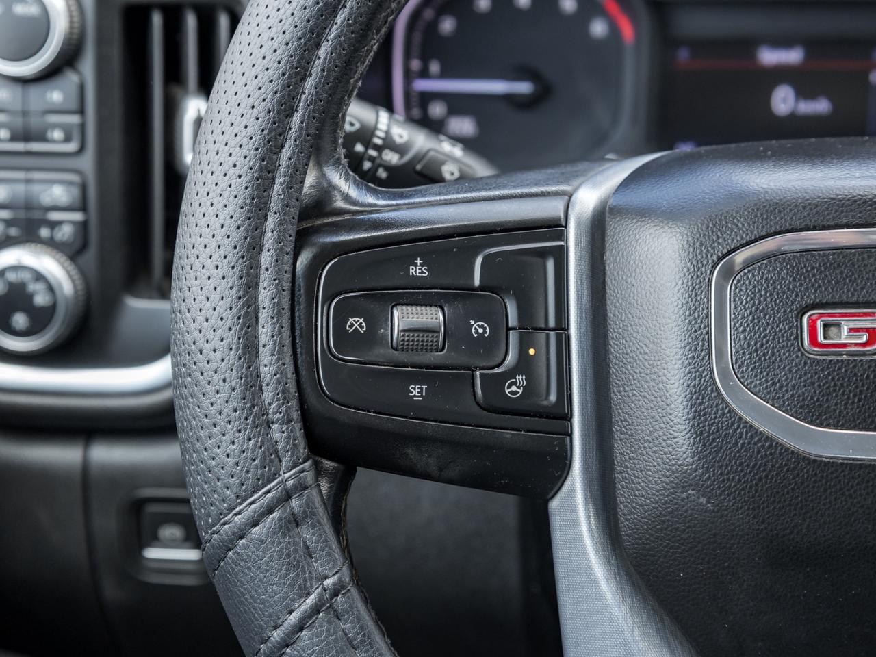 2022 GMC Sierra 3500HD 4WD Crew Cab 172 SLE, Accident free Photo
