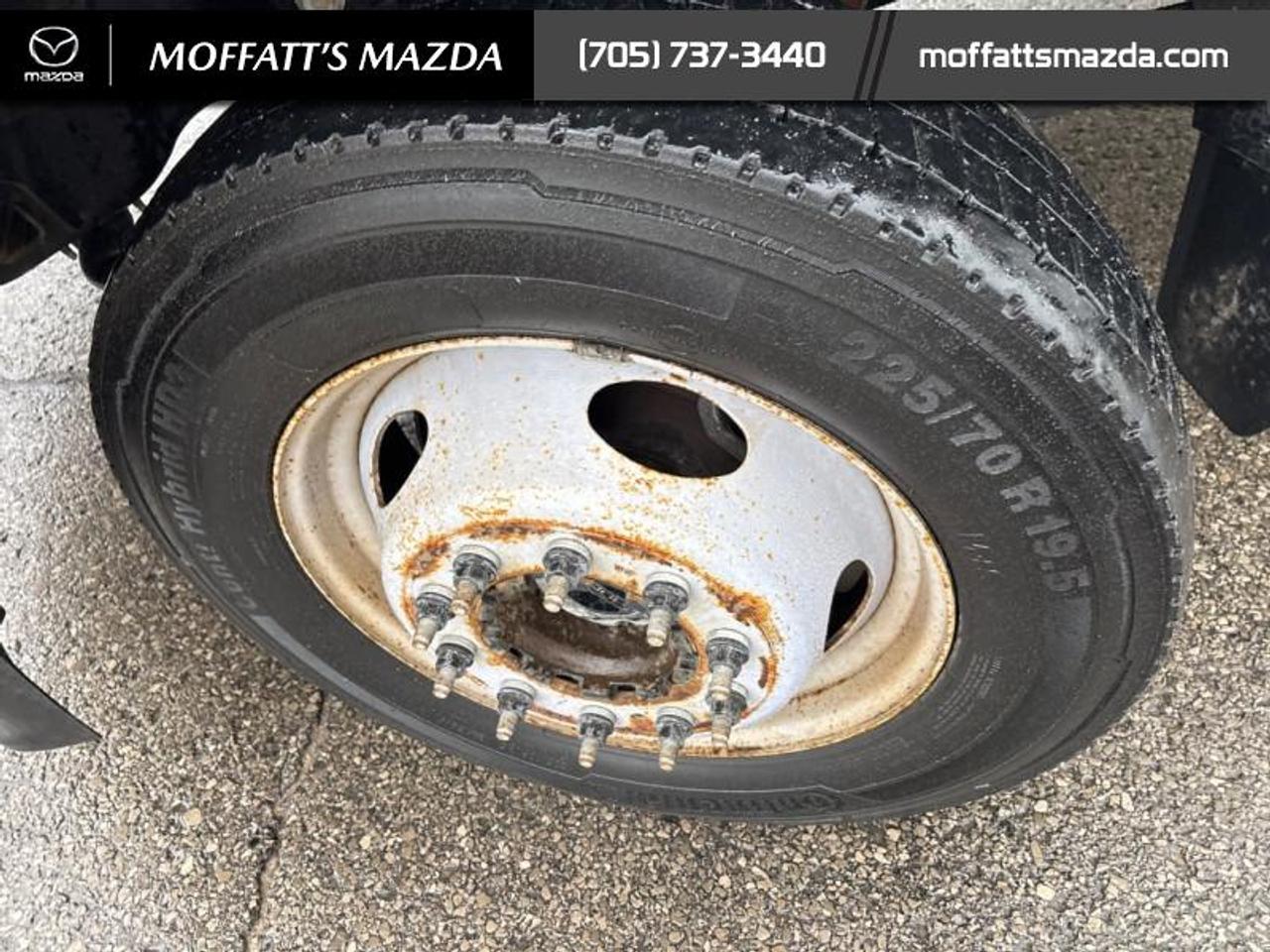 2023 Ford SUPER DUTY F-550 DRW XL Photo