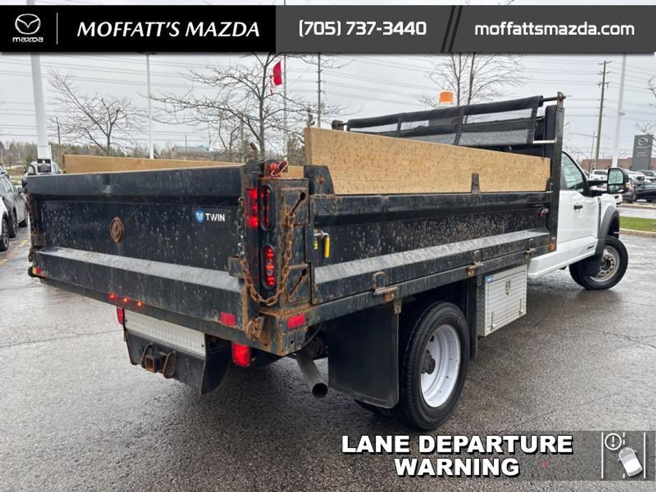 2023 Ford SUPER DUTY F-550 DRW XL Photo