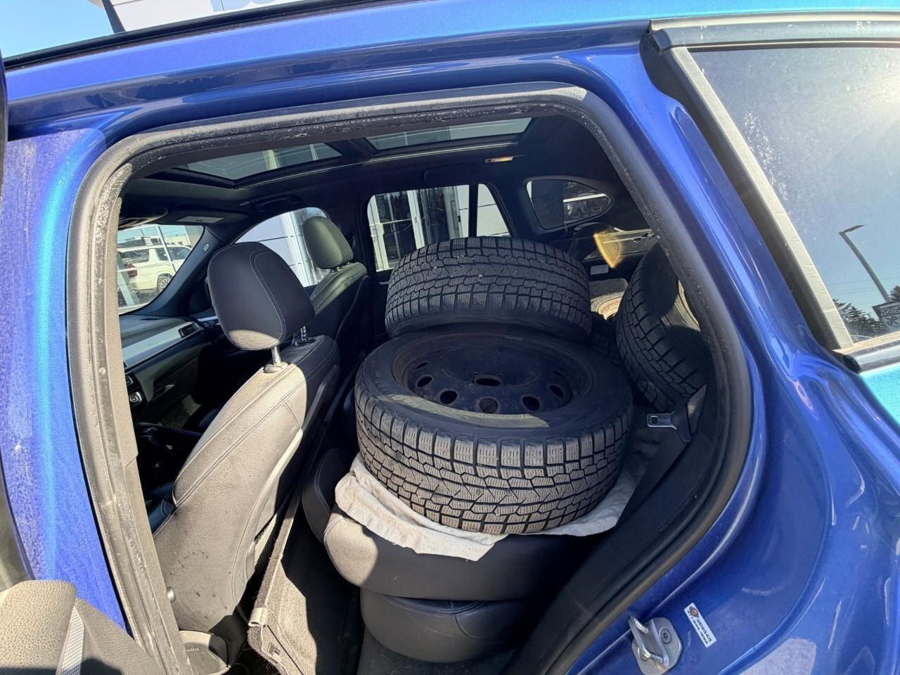 2017 BMW X1 xDrive28i28i, XDRIVE, 2.0L 4-CYL, ALLOYS, LEATHER, Photo